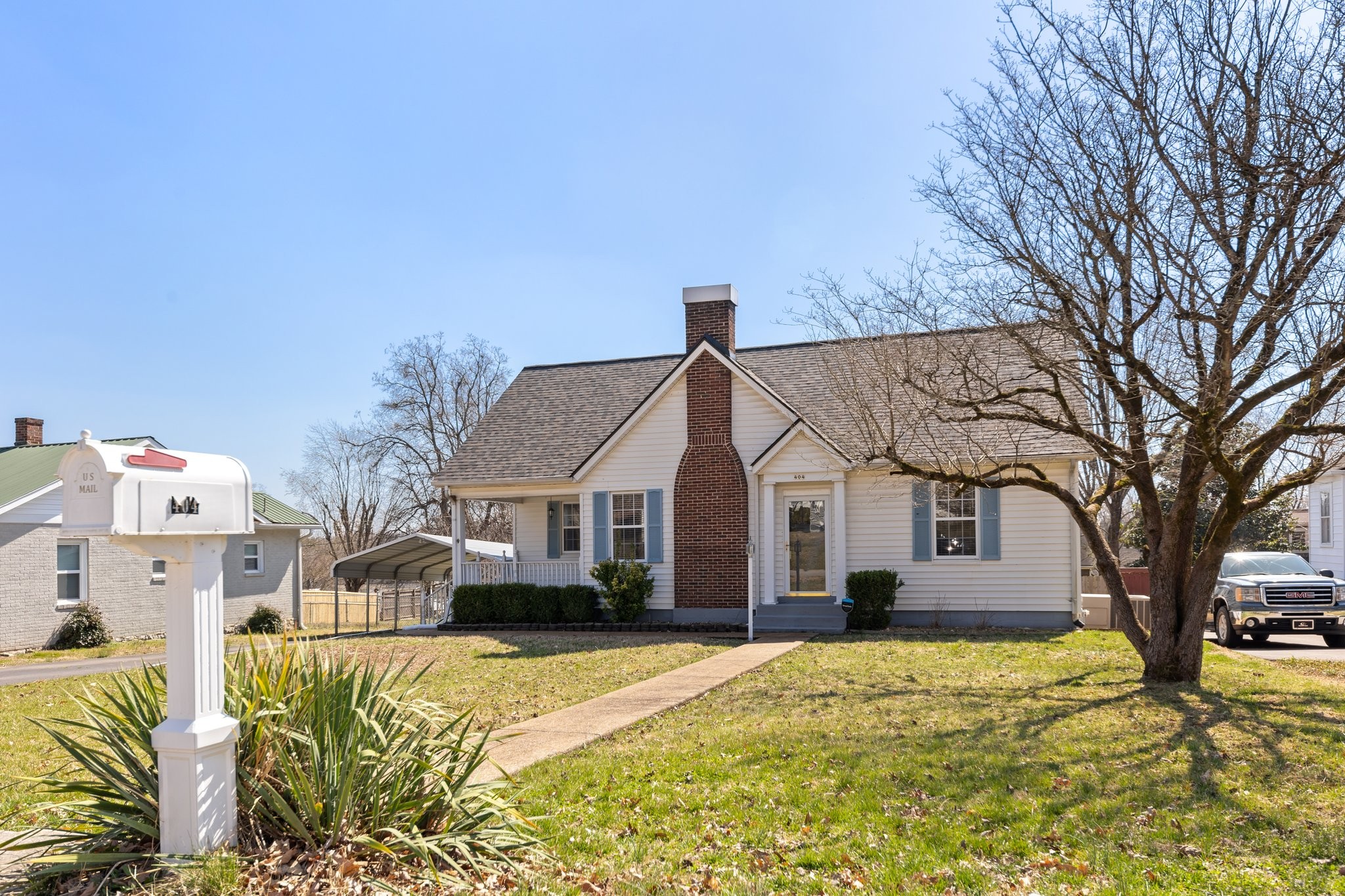 404 6th Ave