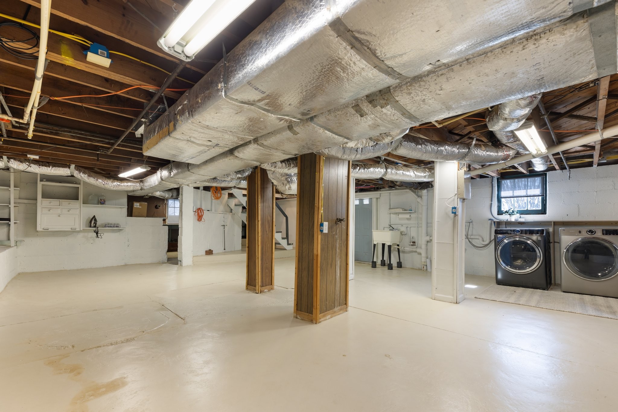 404 6th Ave