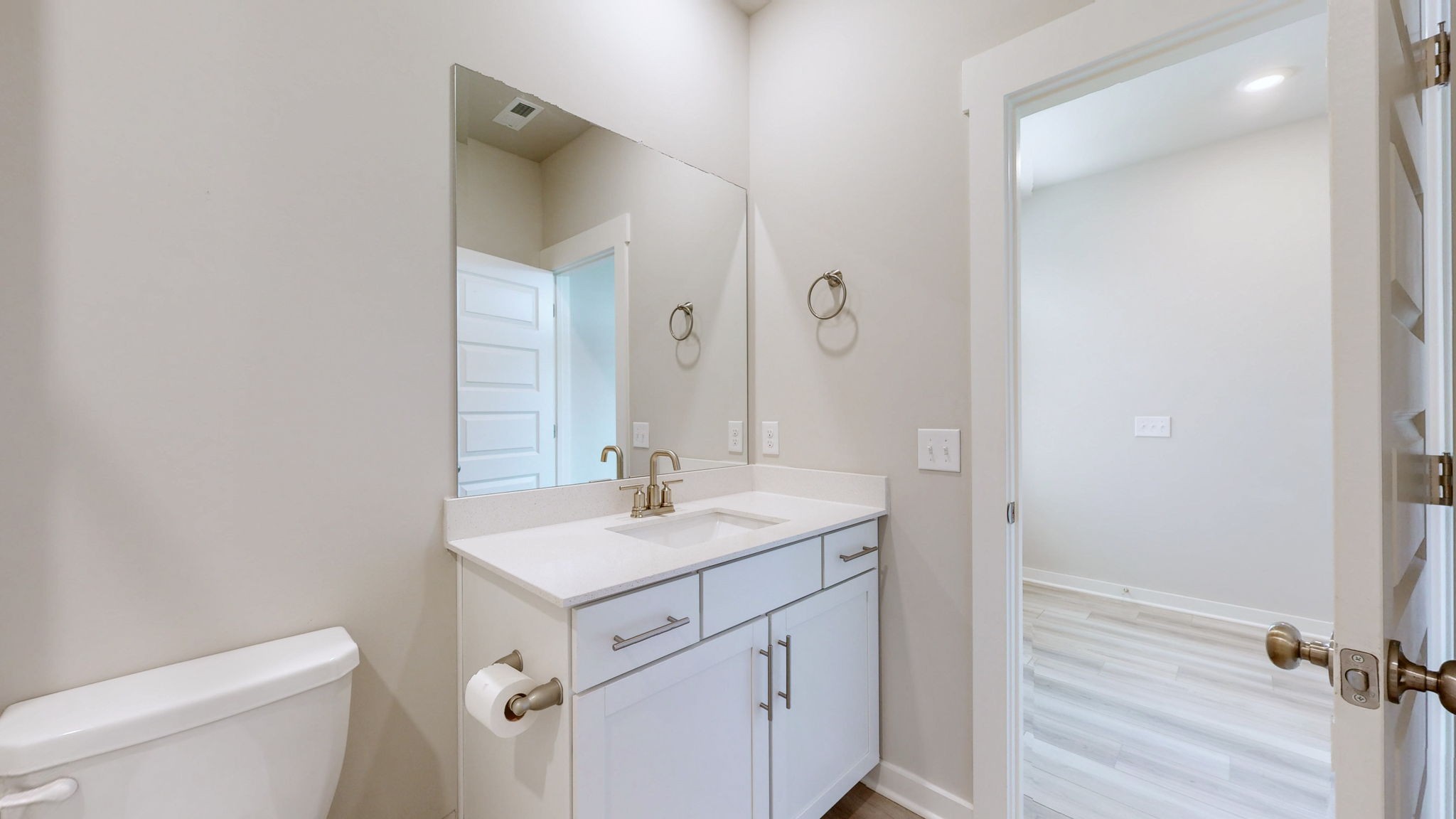 1011 Ewell Farm Cir