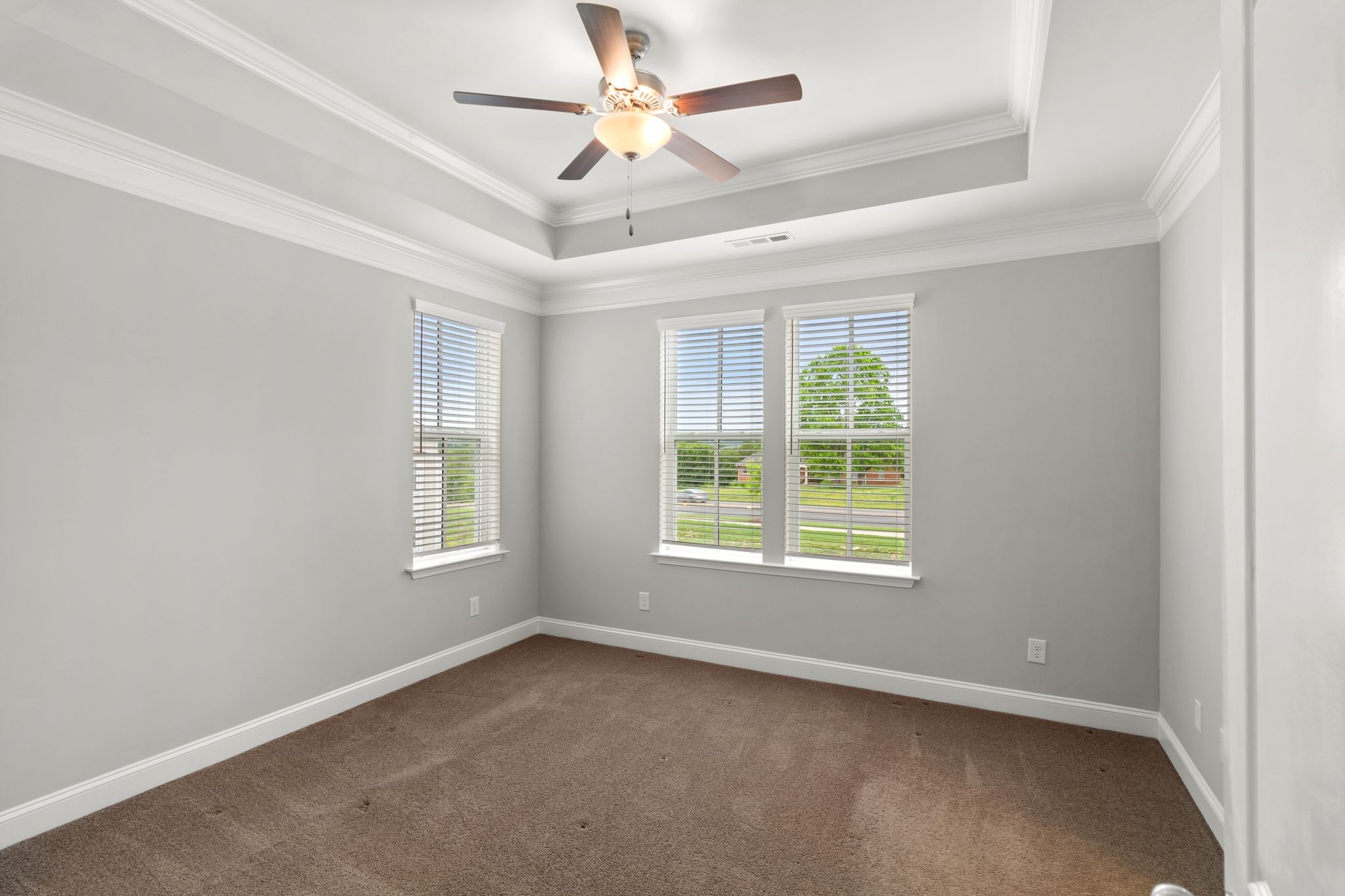 148 Burkitt Commons Ave