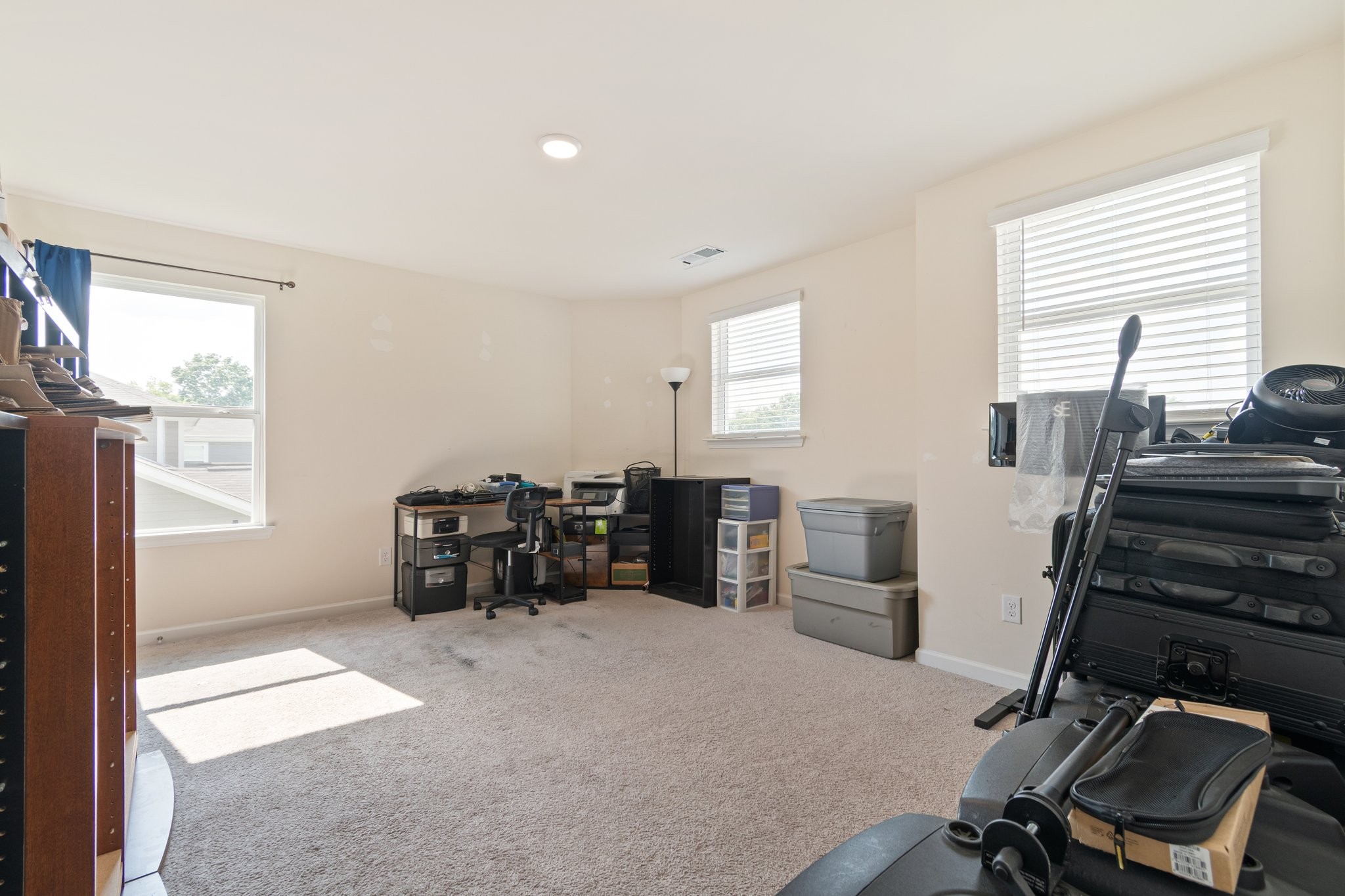 2555 Queen Bee Dr