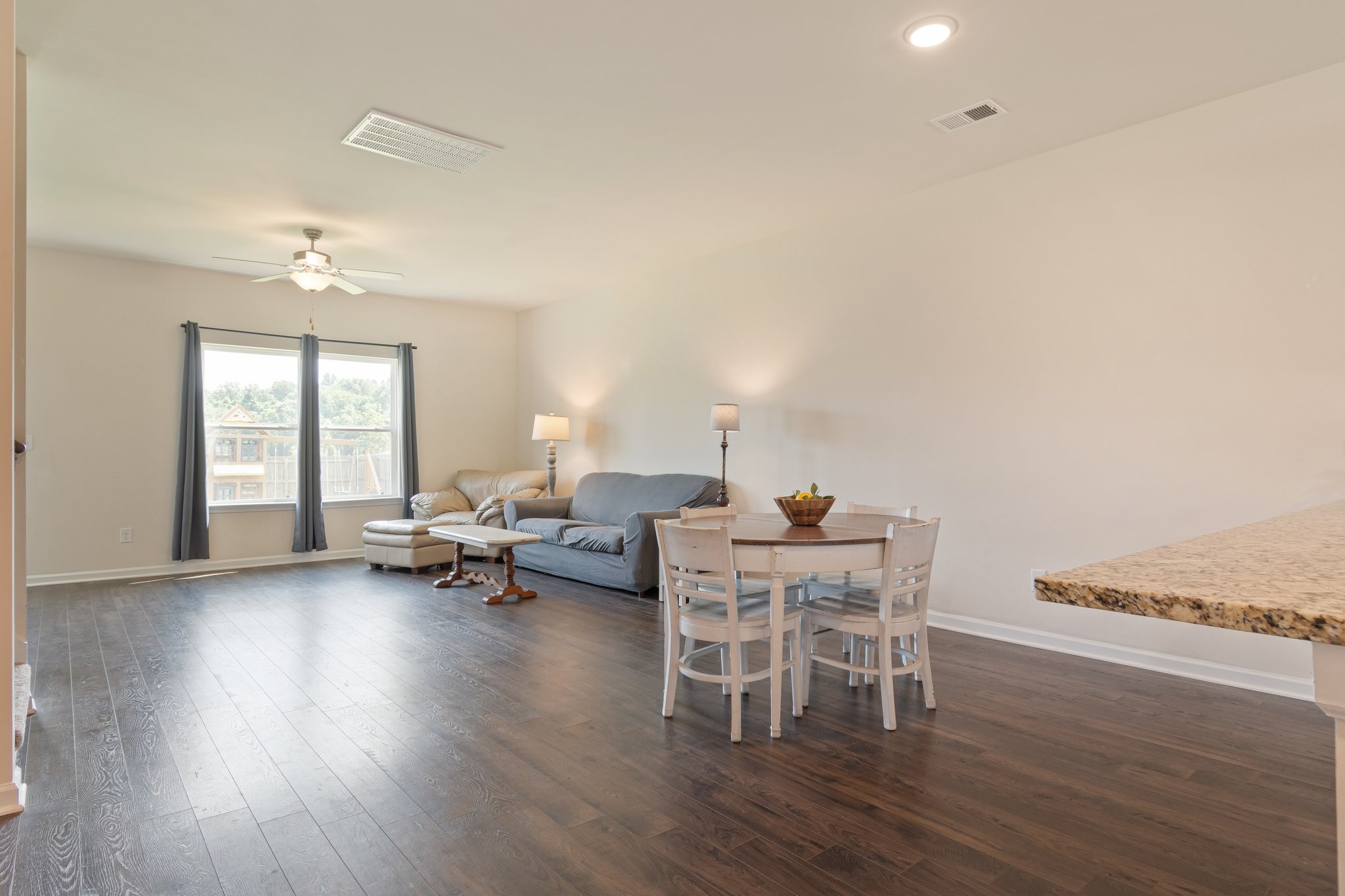 2555 Queen Bee Dr