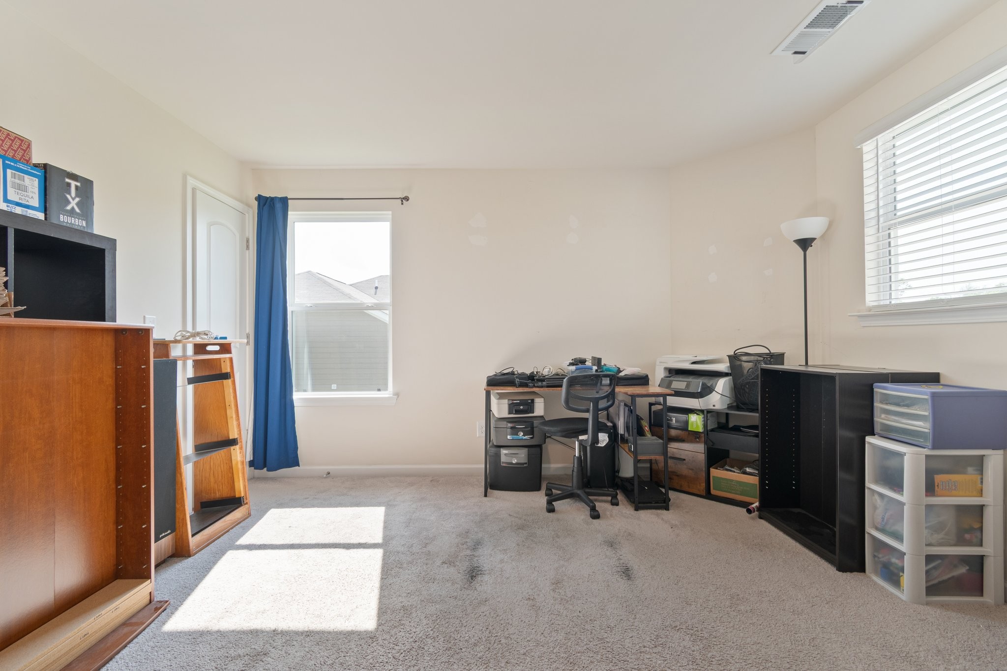 2555 Queen Bee Dr