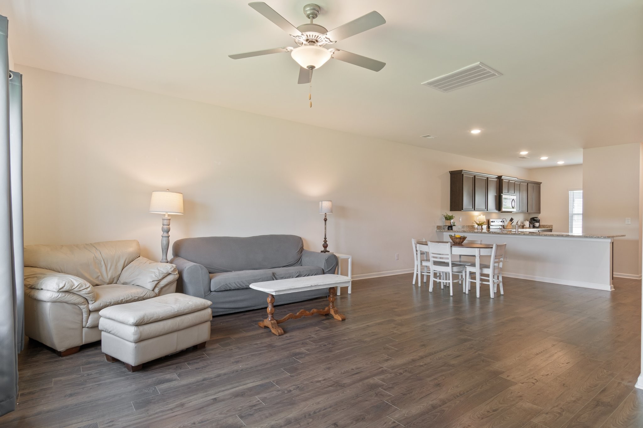 2555 Queen Bee Dr