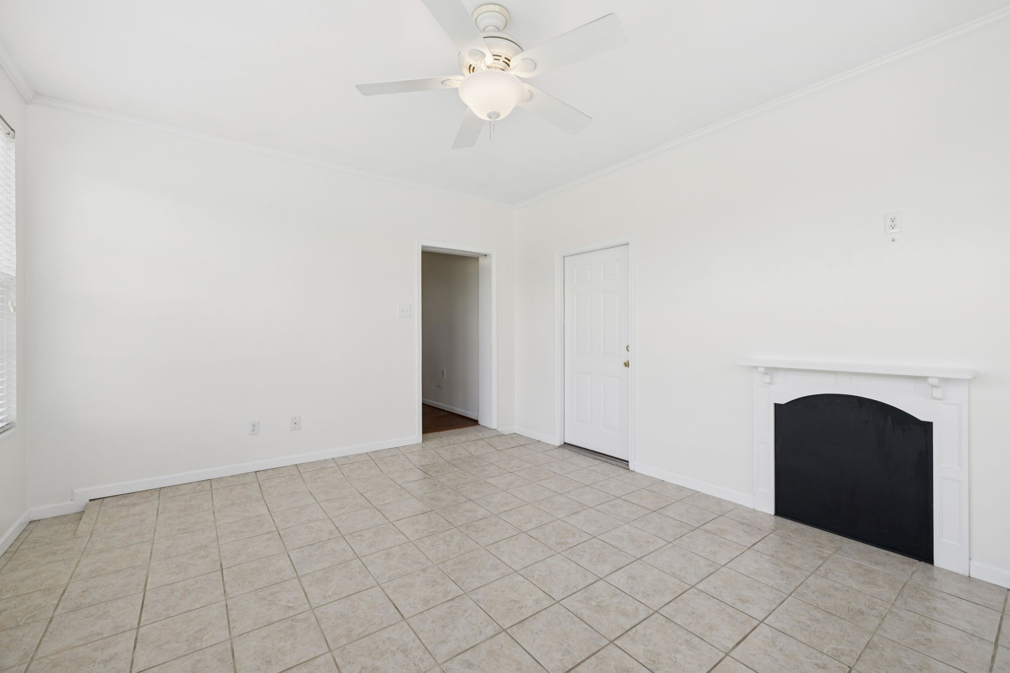 1710 New Highway 7