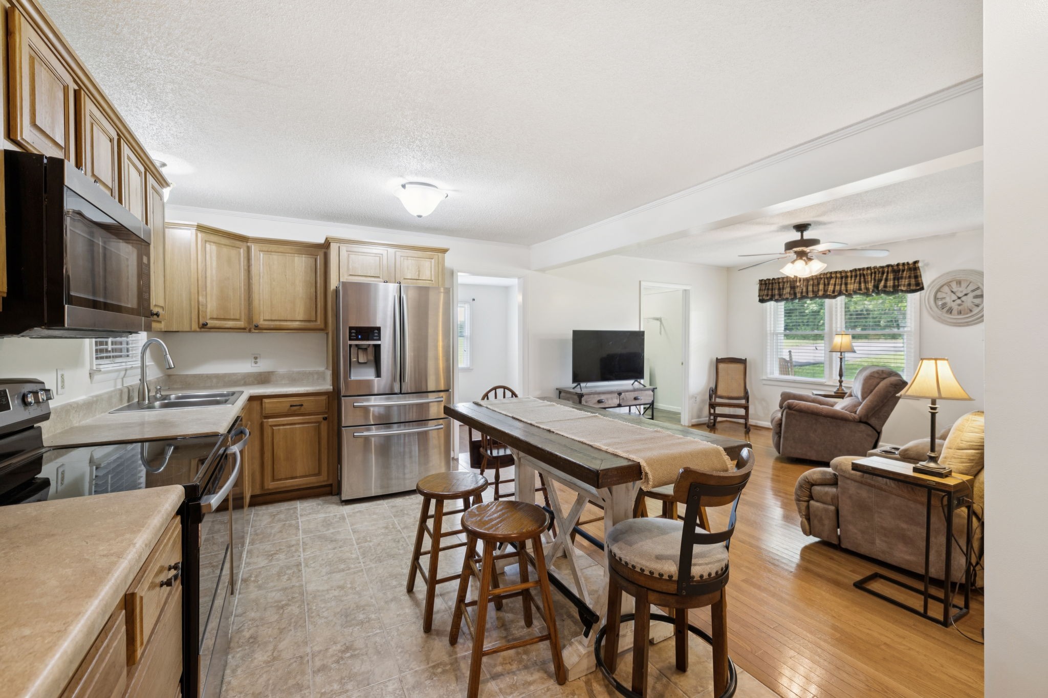 1710 New Highway 7