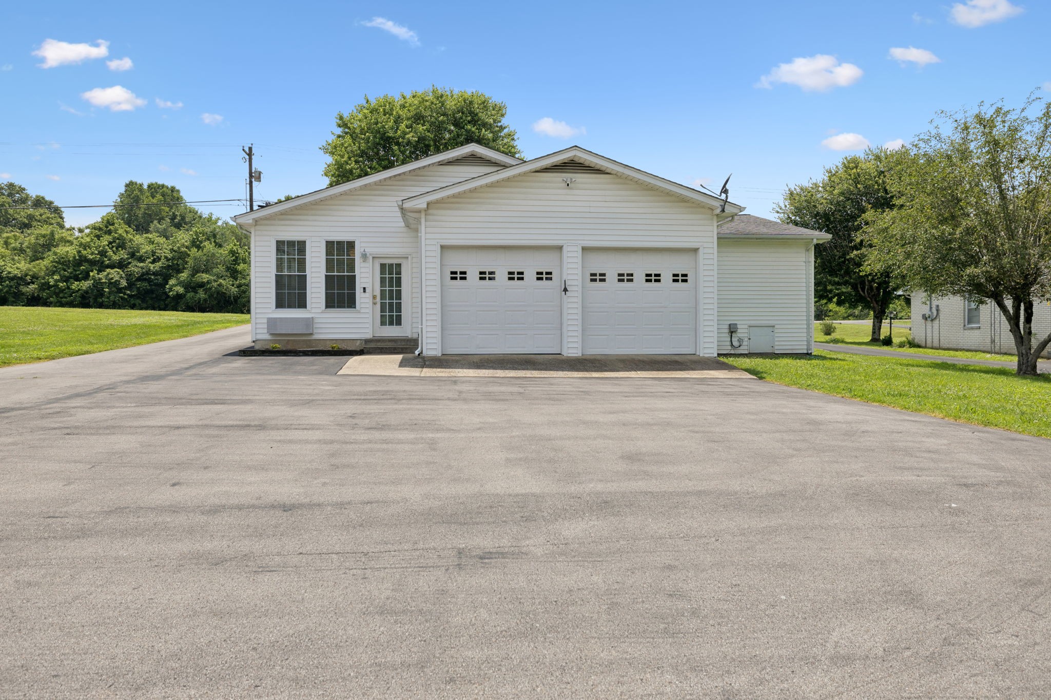 1710 New Highway 7