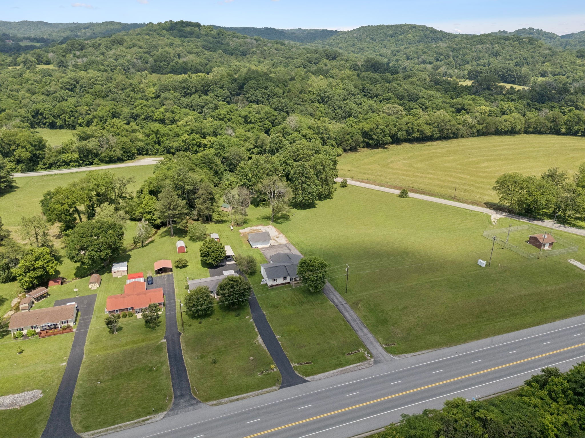 1710 New Highway 7