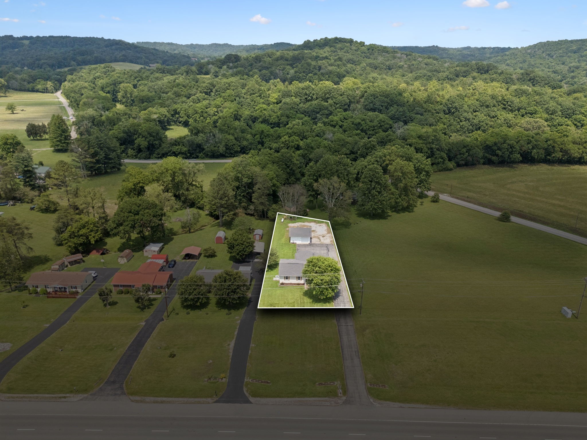 1710 New Highway 7
