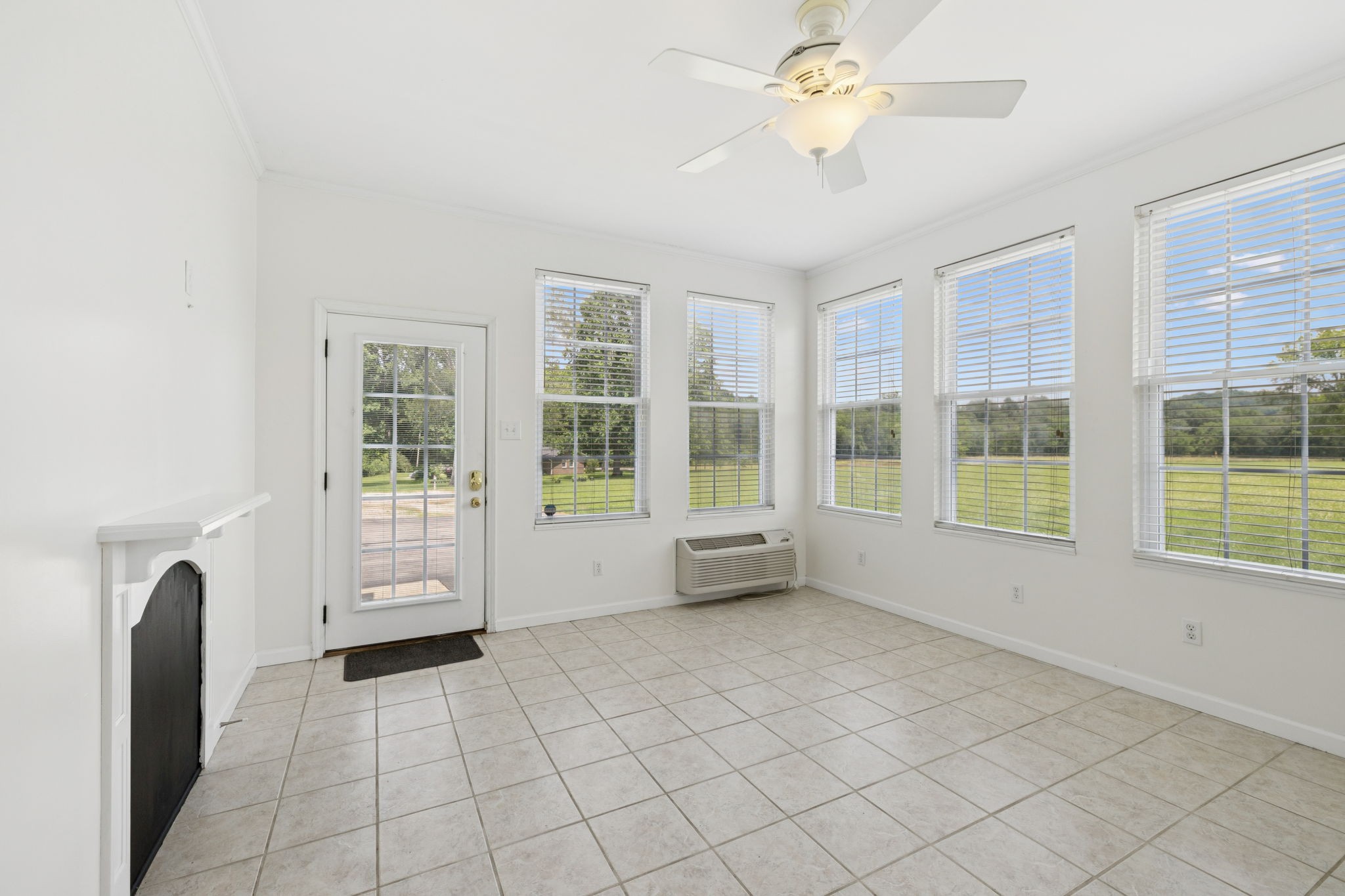 1710 New Highway 7