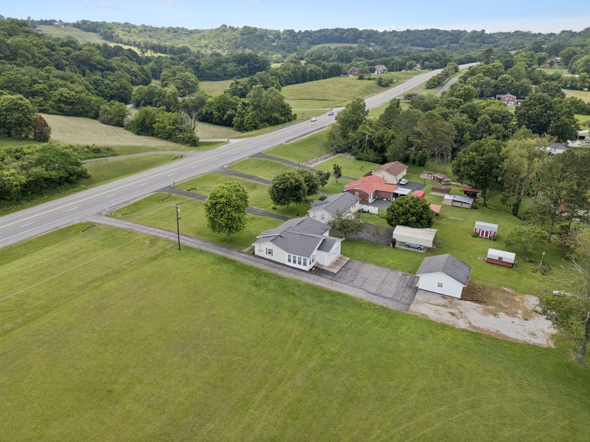 1710 New Highway 7
