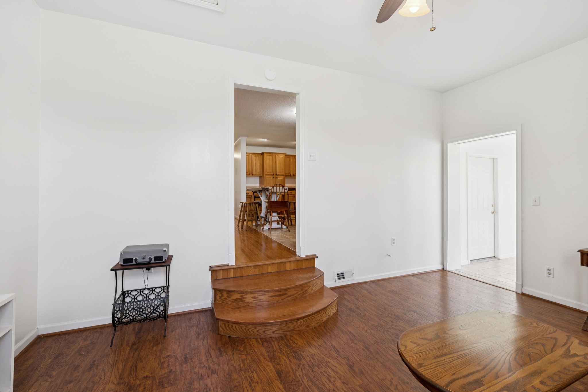 1710 New Highway 7