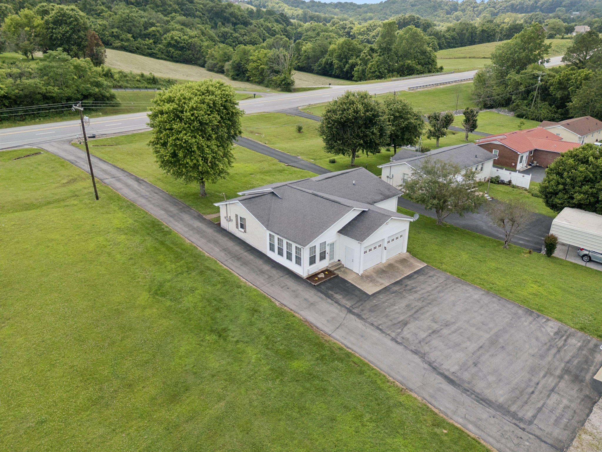 1710 New Highway 7