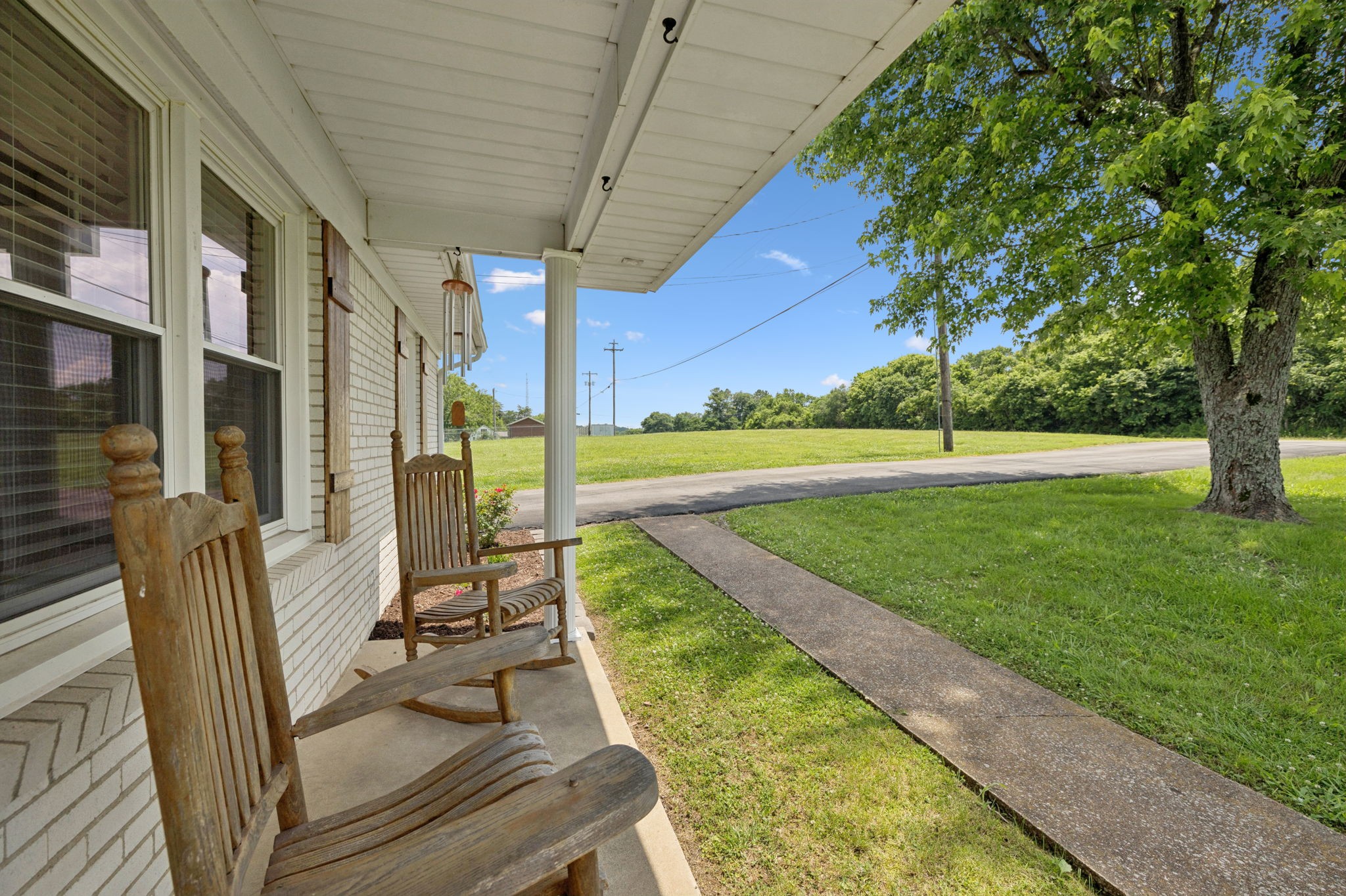 1710 New Highway 7