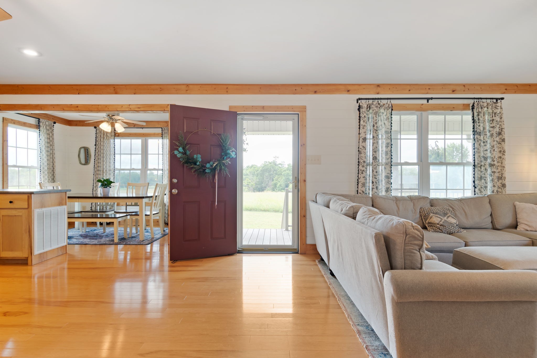 1371 Verona Caney Rd