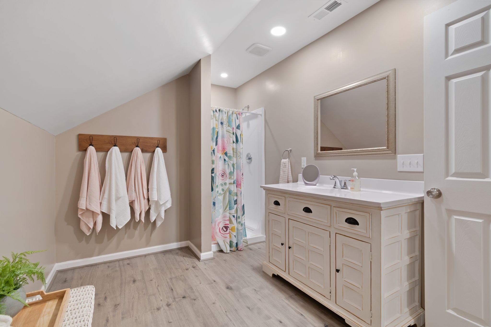 1371 Verona Caney Rd