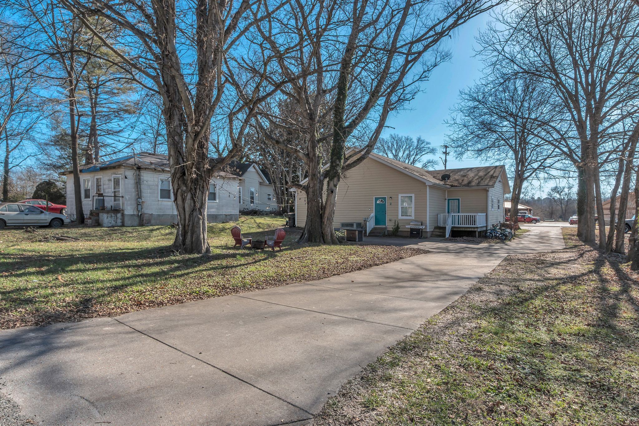 105 Riverside Dr