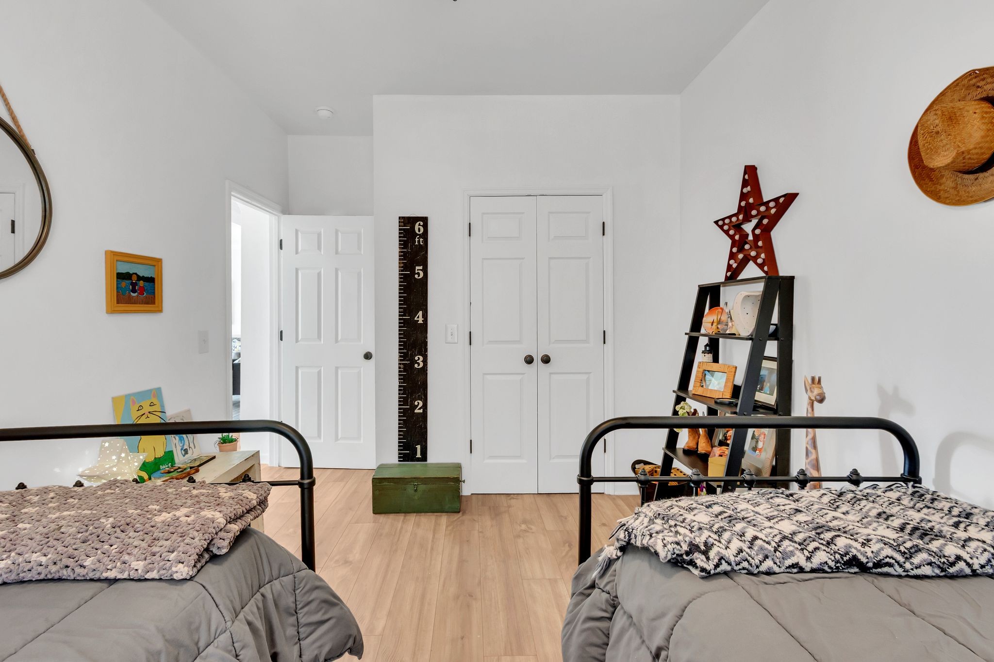105 Riverside Dr Unit: A