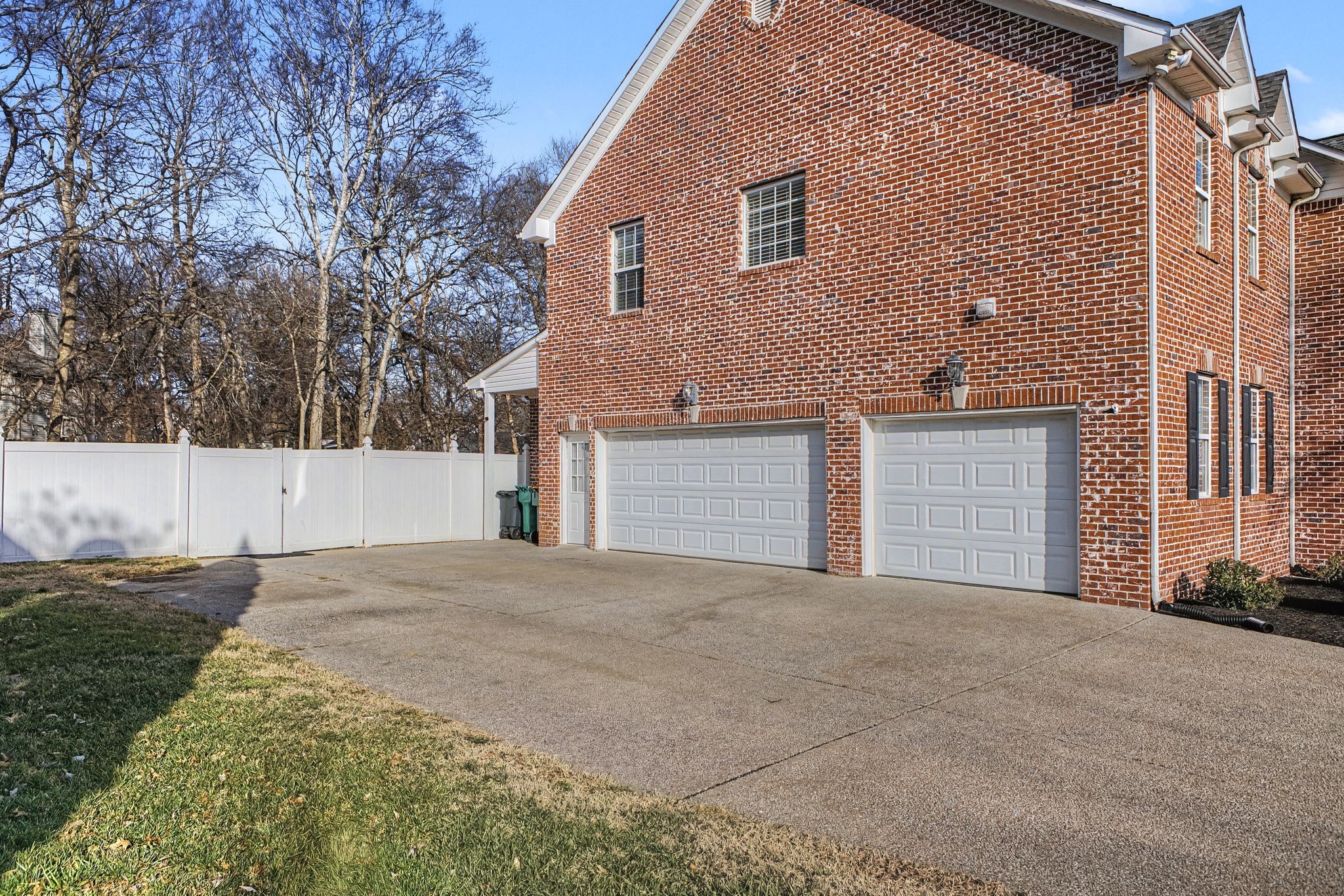 1060 Auldridge Dr