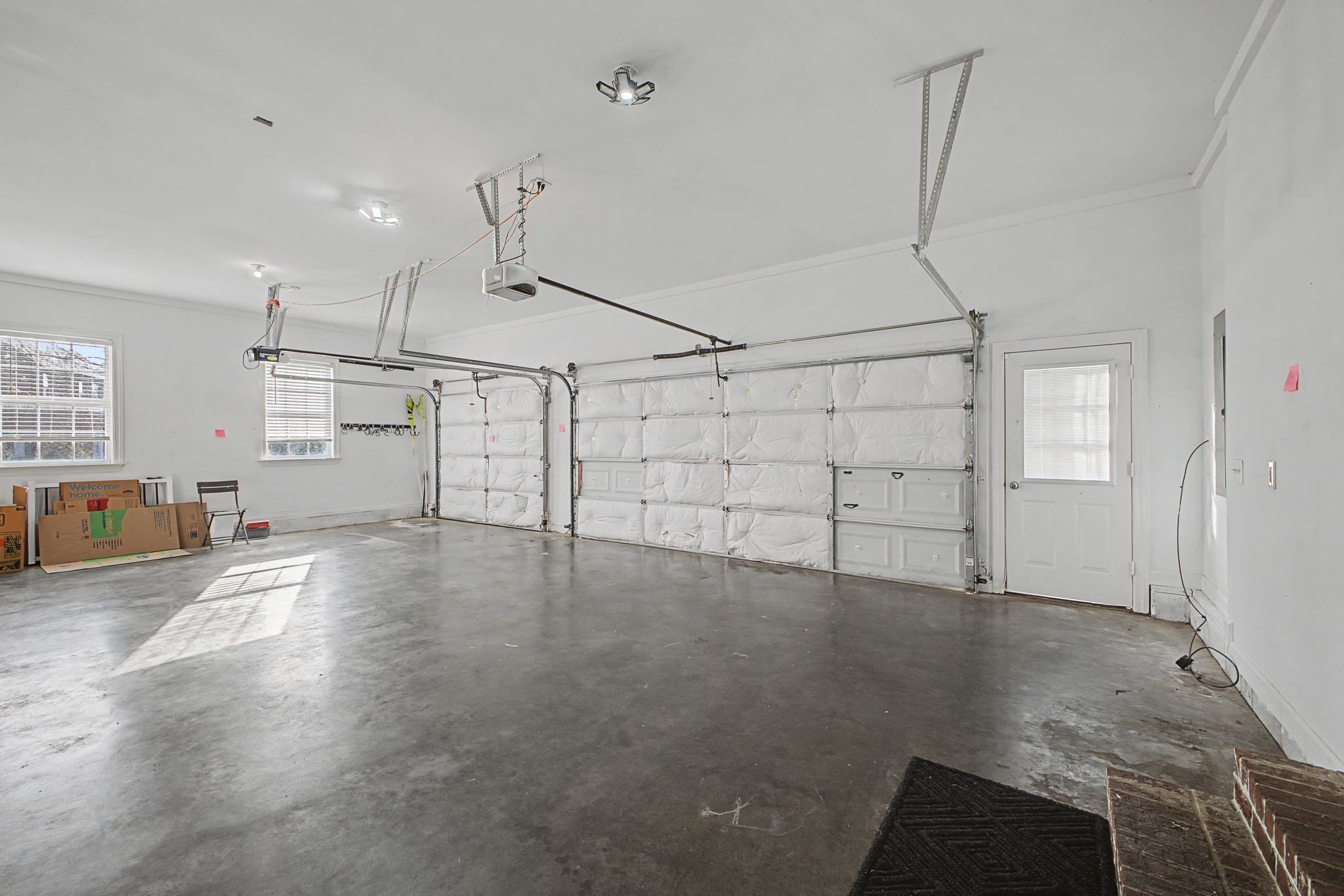 1060 Auldridge Dr