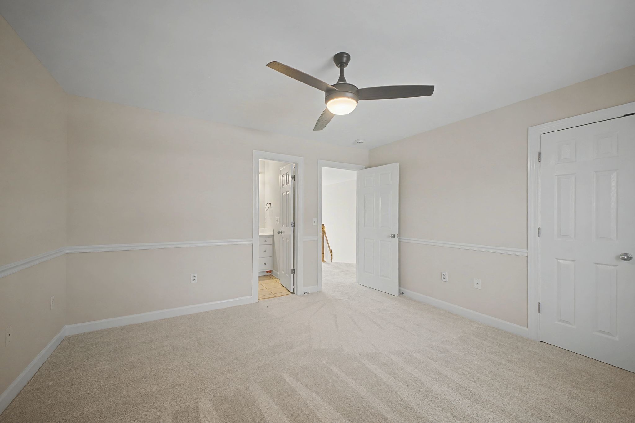 1060 Auldridge Dr