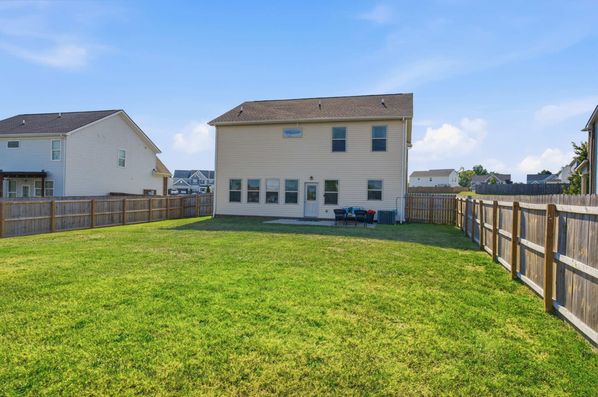 3039 Commonwealth Dr