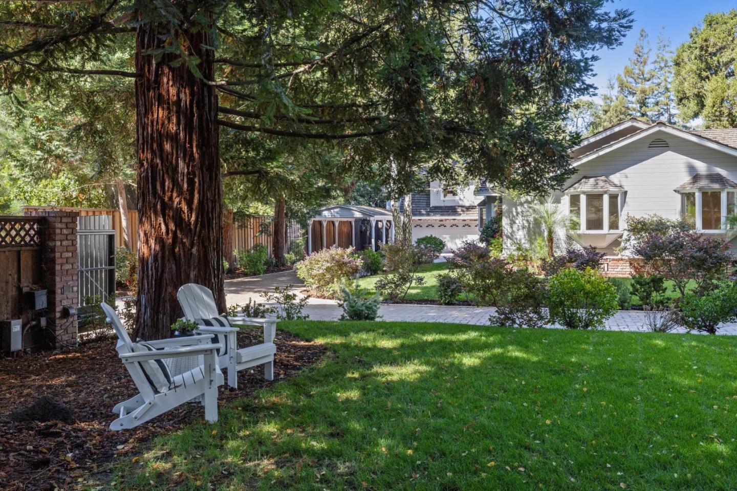 961 Berkeley AVE