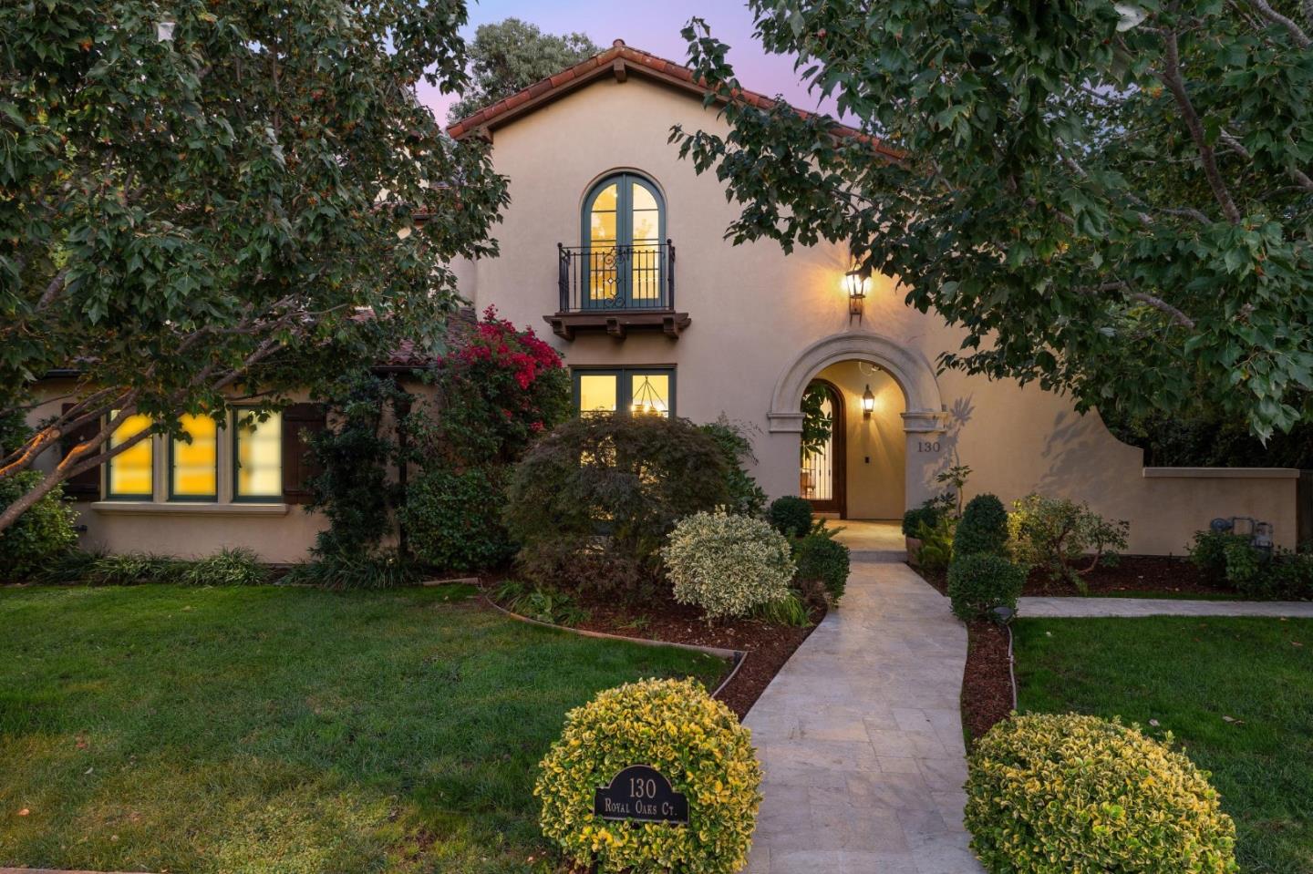 130 Royal Oaks Court
