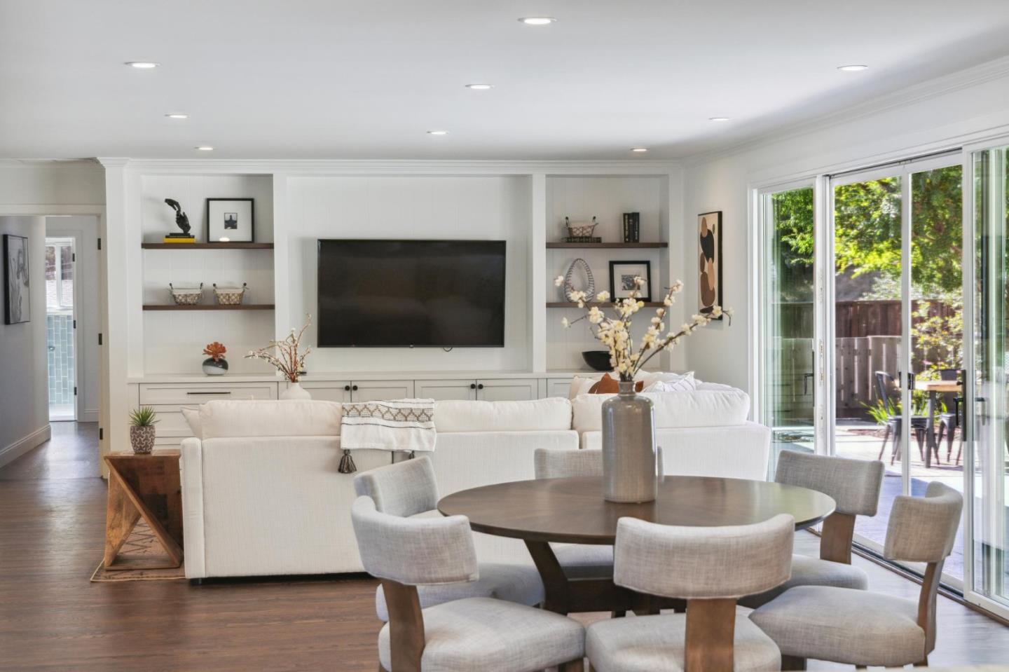 1091 Porto Marino DR