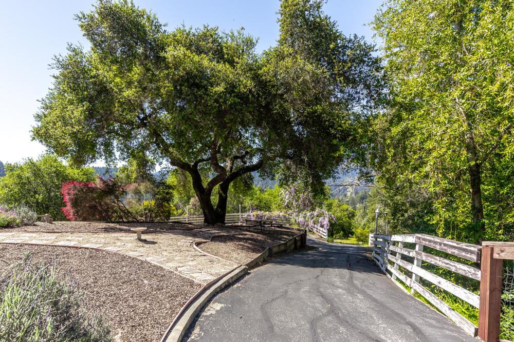 708 Ralston Ridge