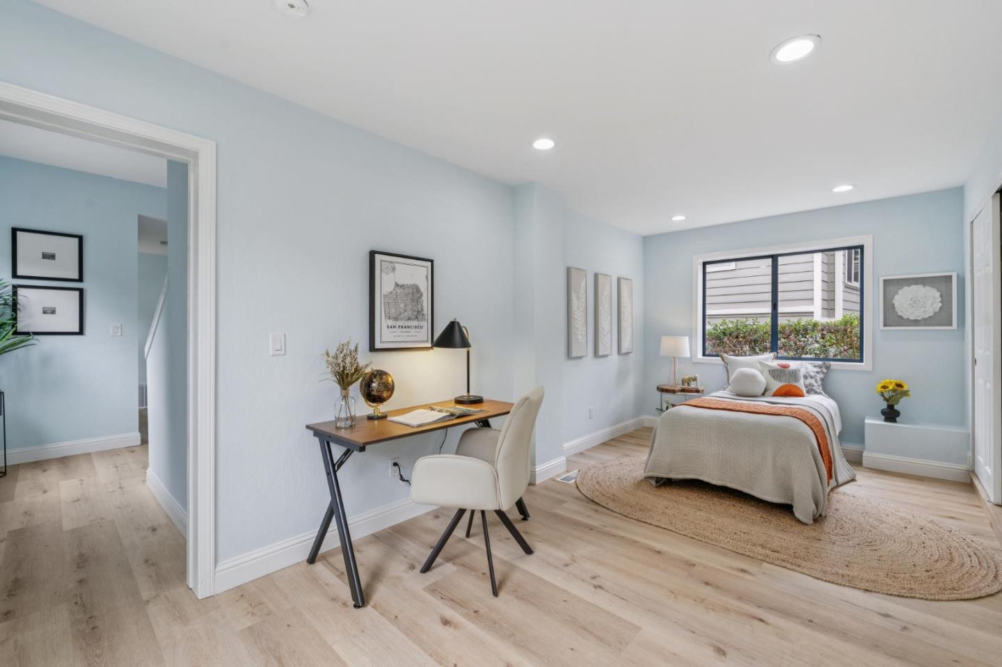 389 Avenue Granada