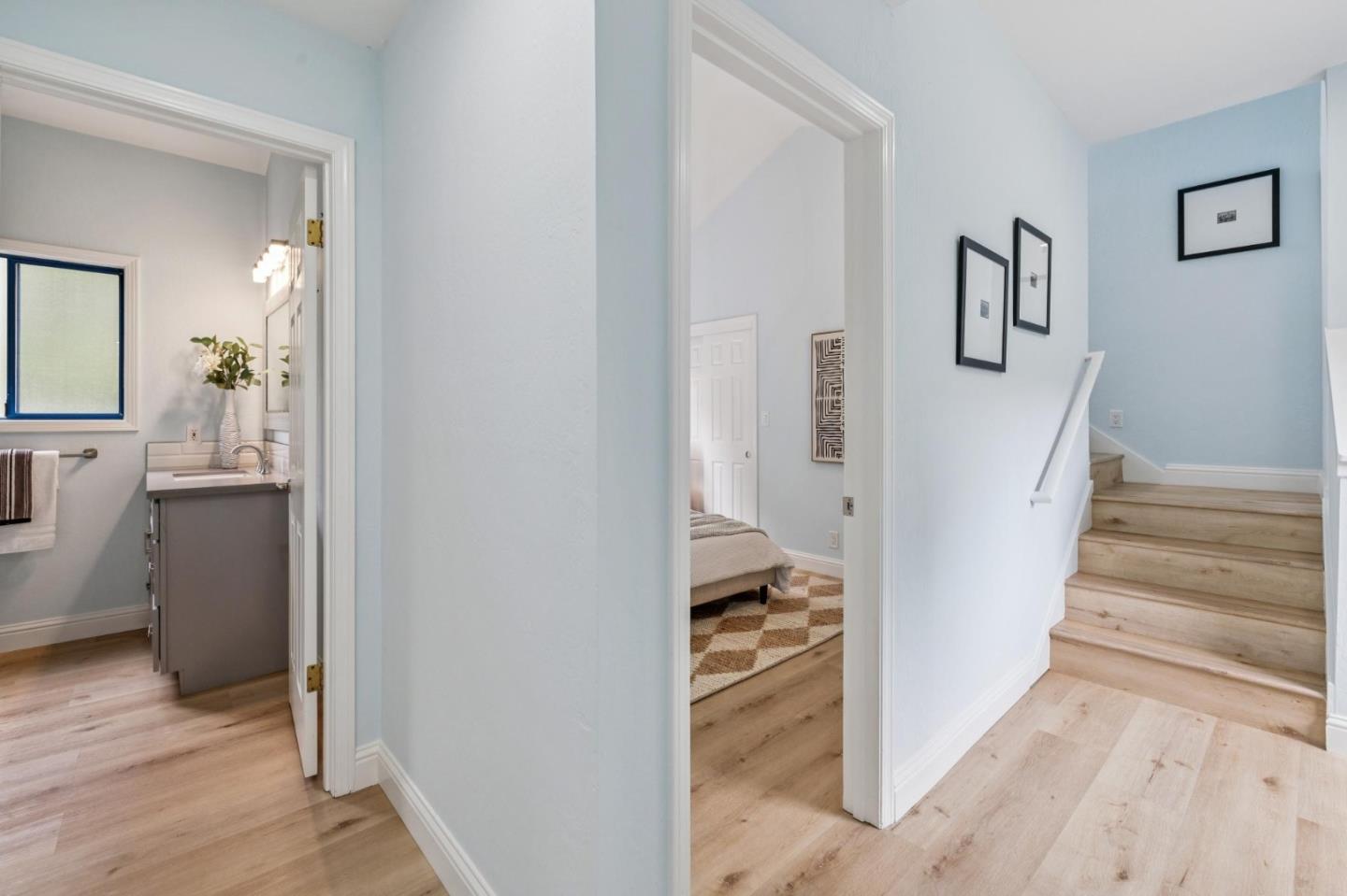 389 Avenue Granada