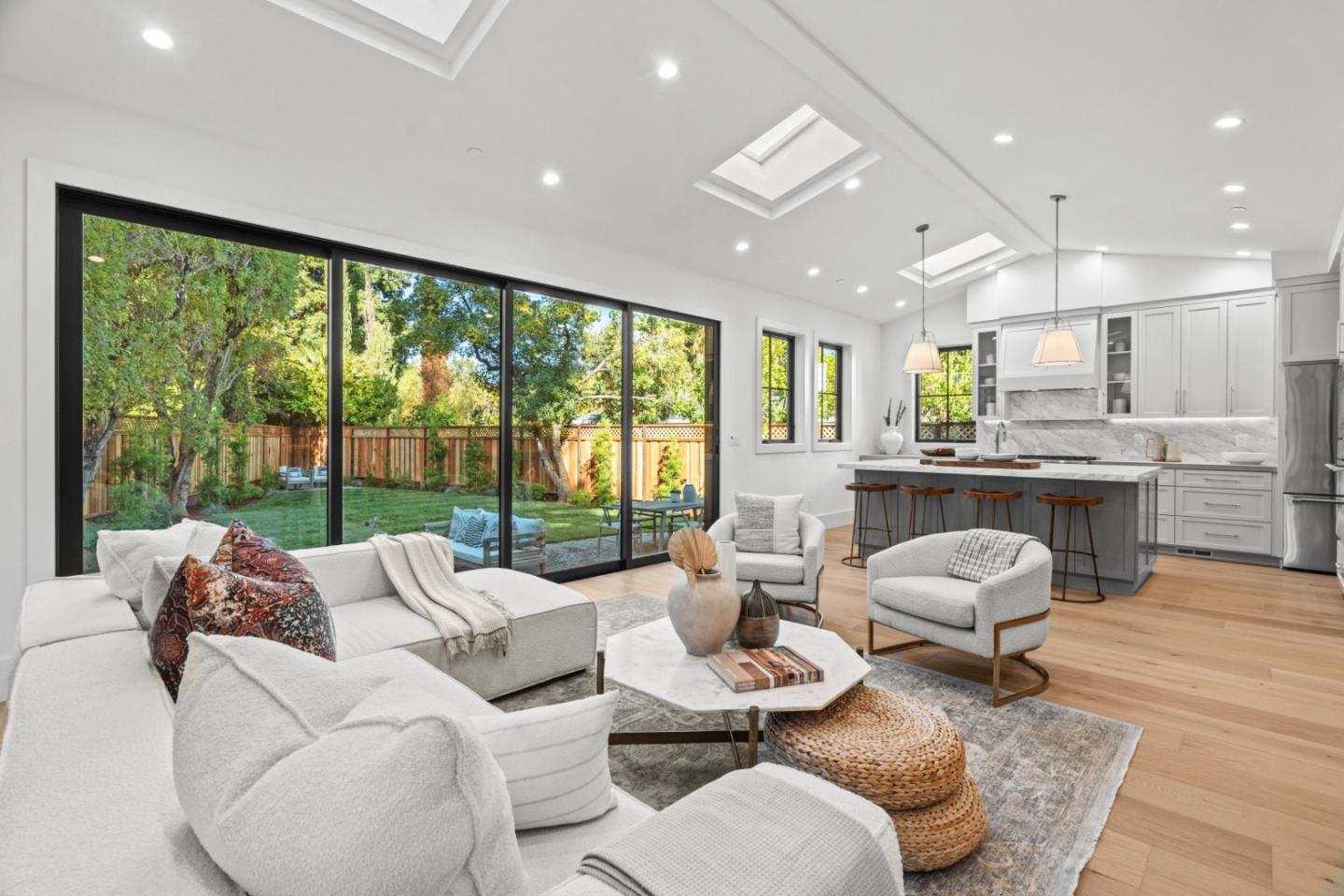 56 Melrose Place