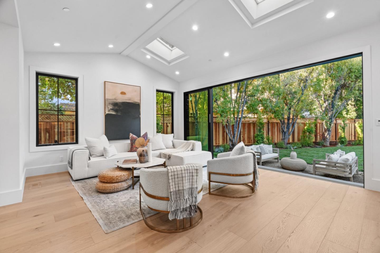 56 Melrose Place