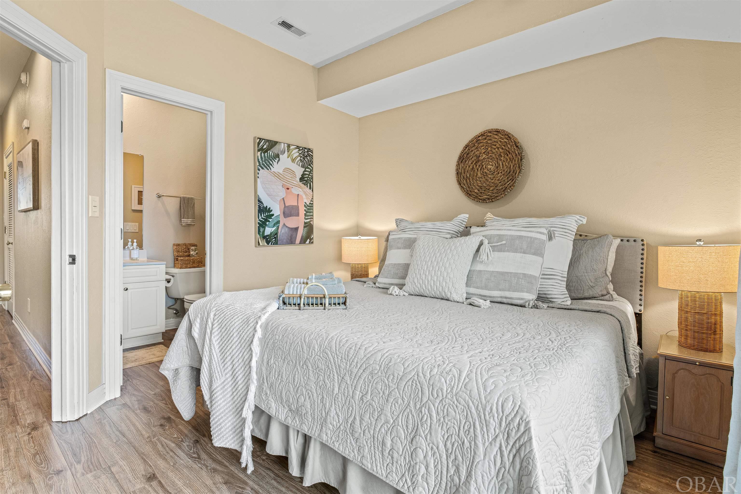 1107 Cambridge Road Unit E