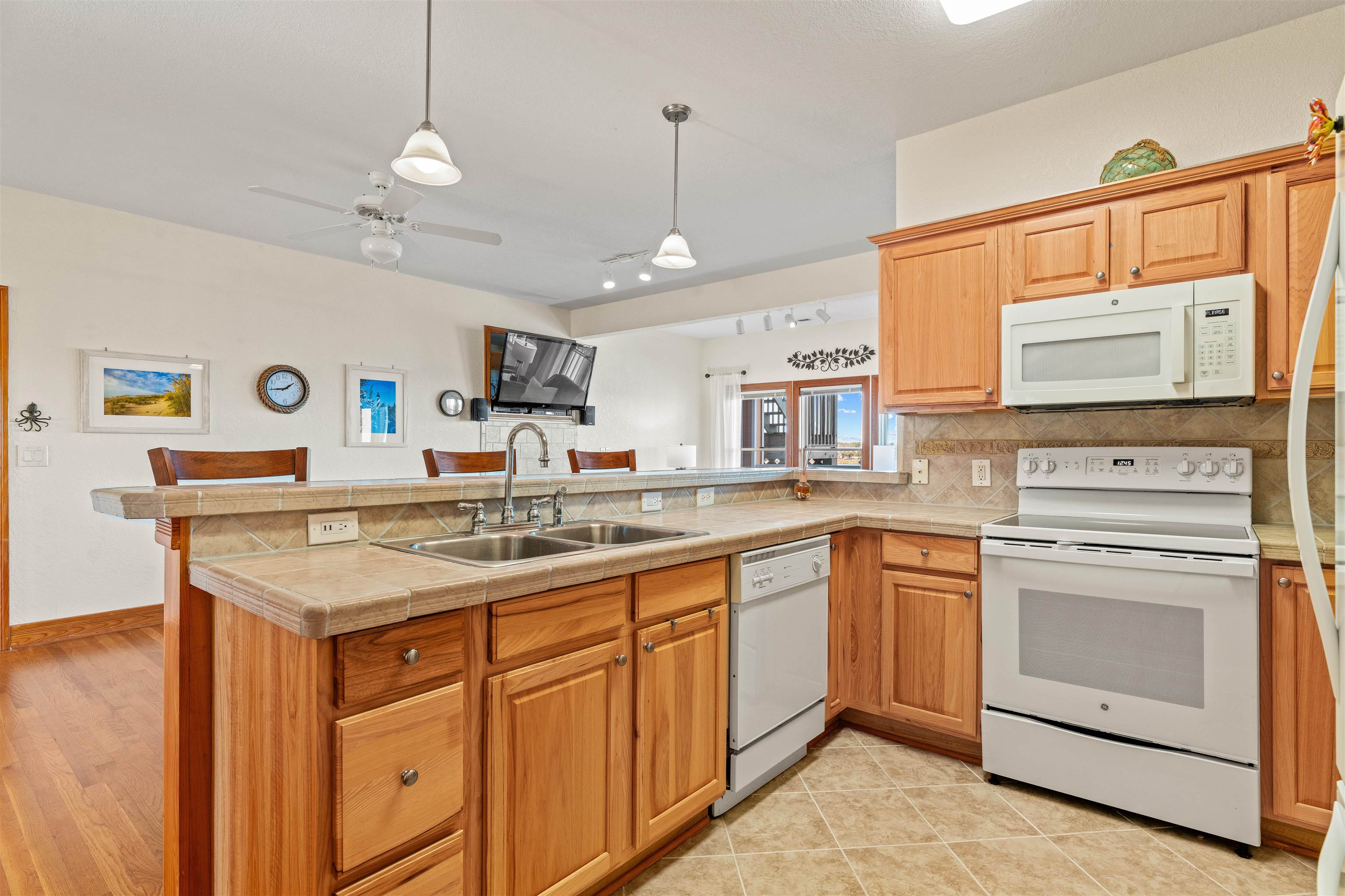 604 North Bay Club Drive Unit #604