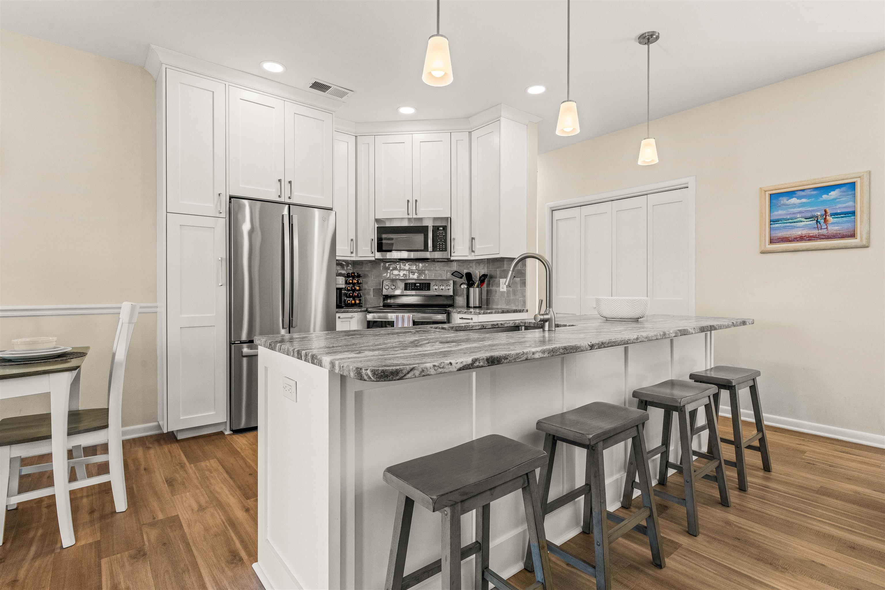 602 Sextant Court Unit 602