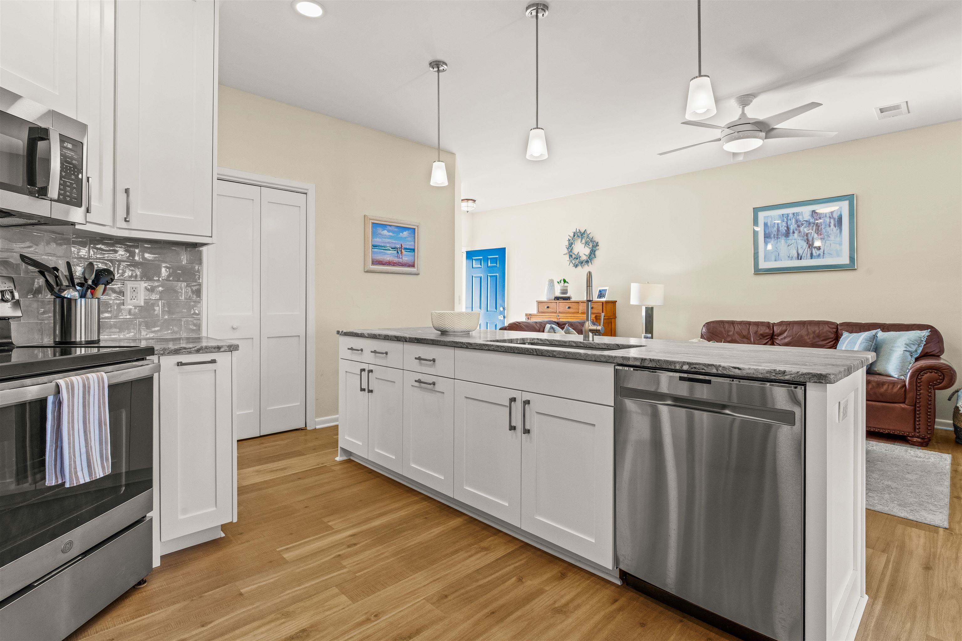 602 Sextant Court Unit 602