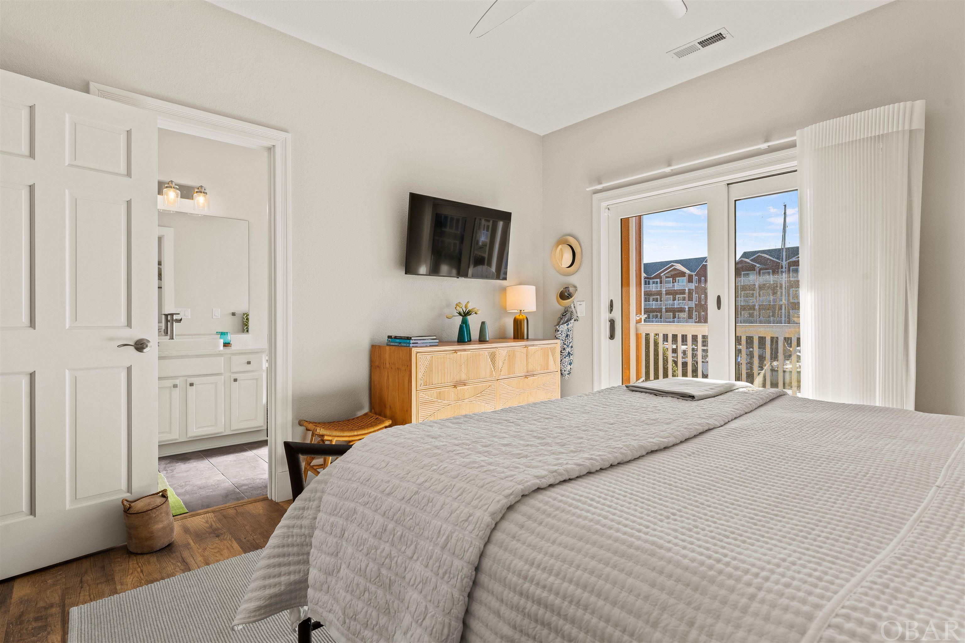 201 North Bay Club Drive Unit 201