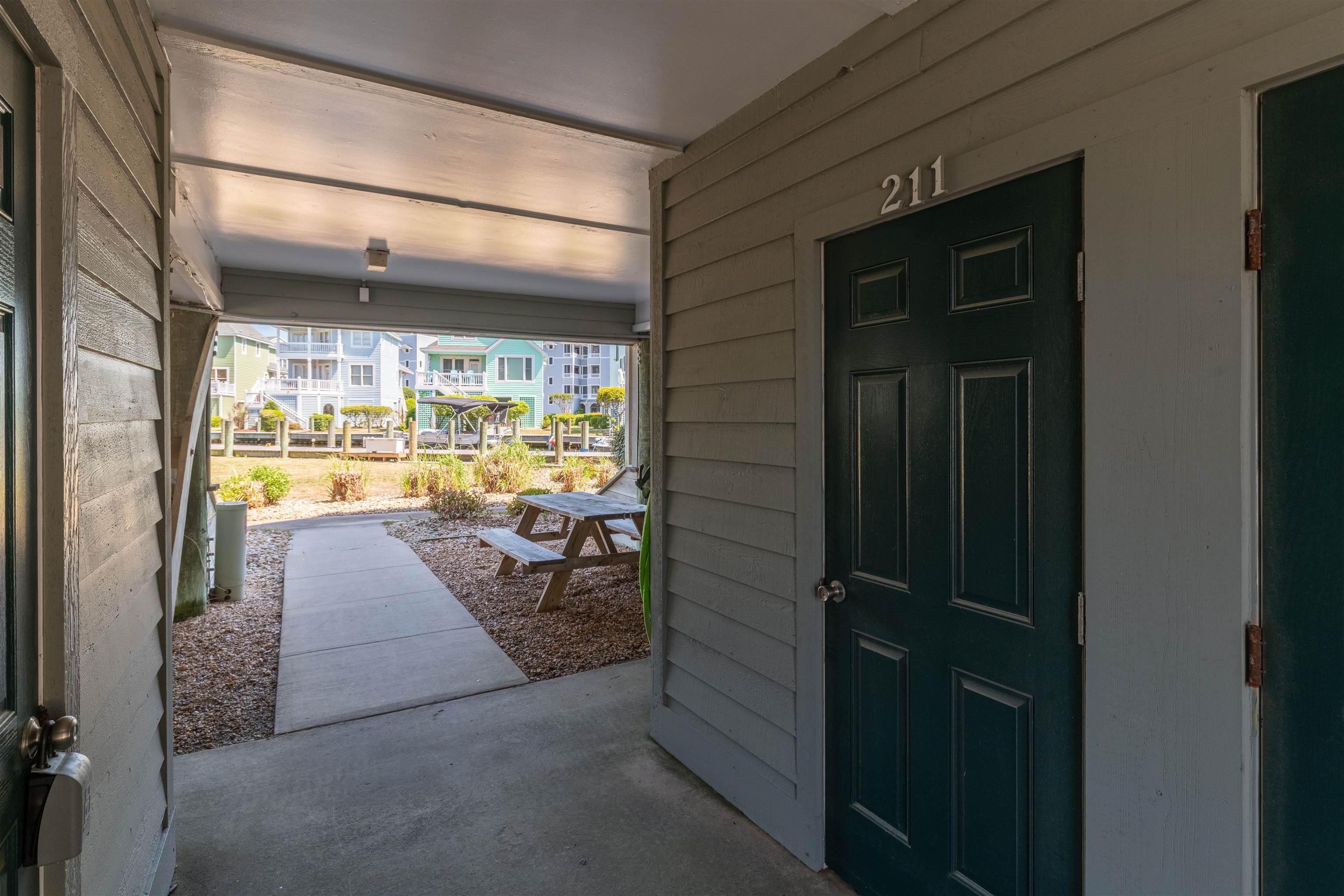 211 Pirates Way Unit 211