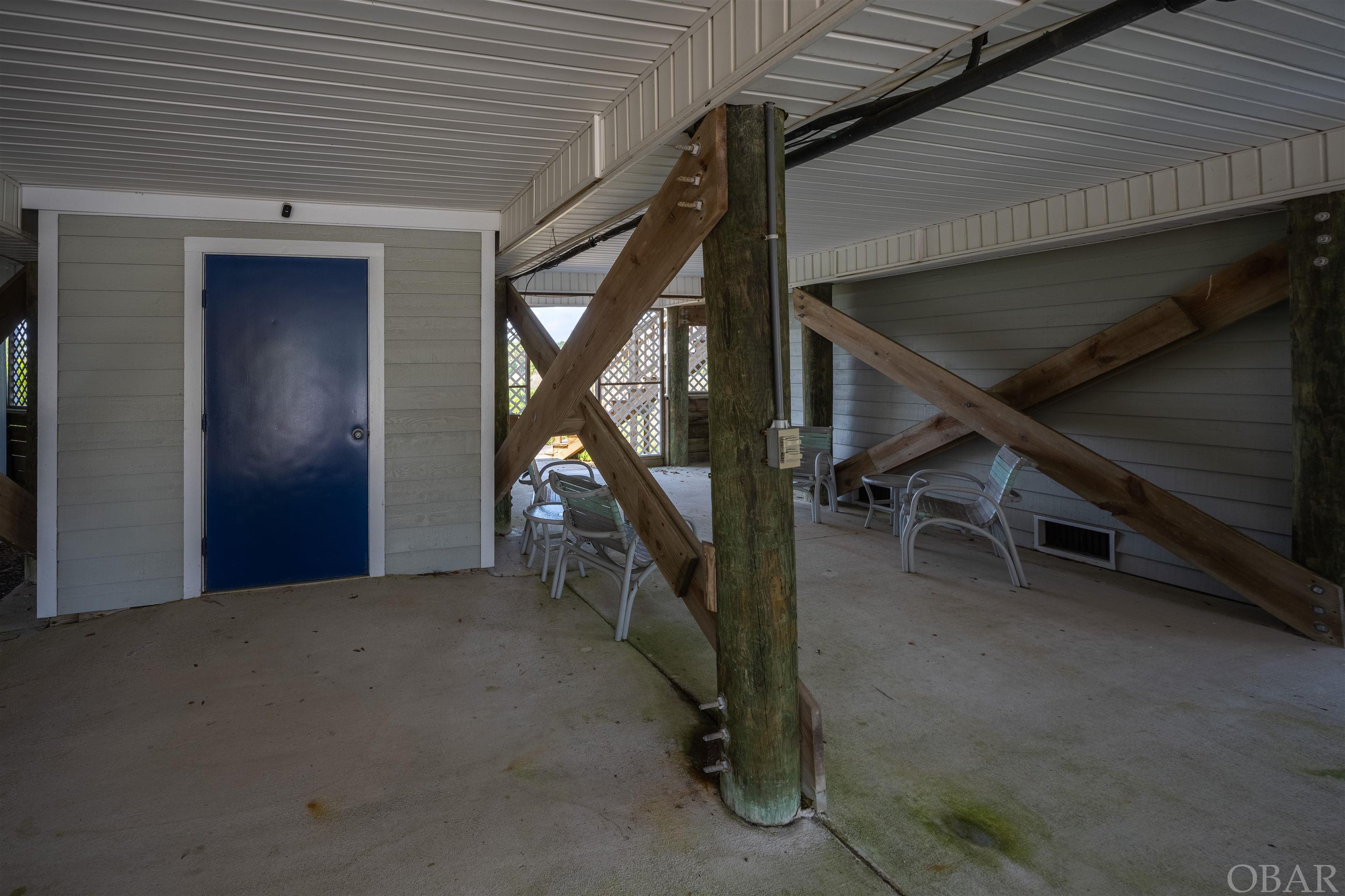 405 Sextant Court Unit 405
