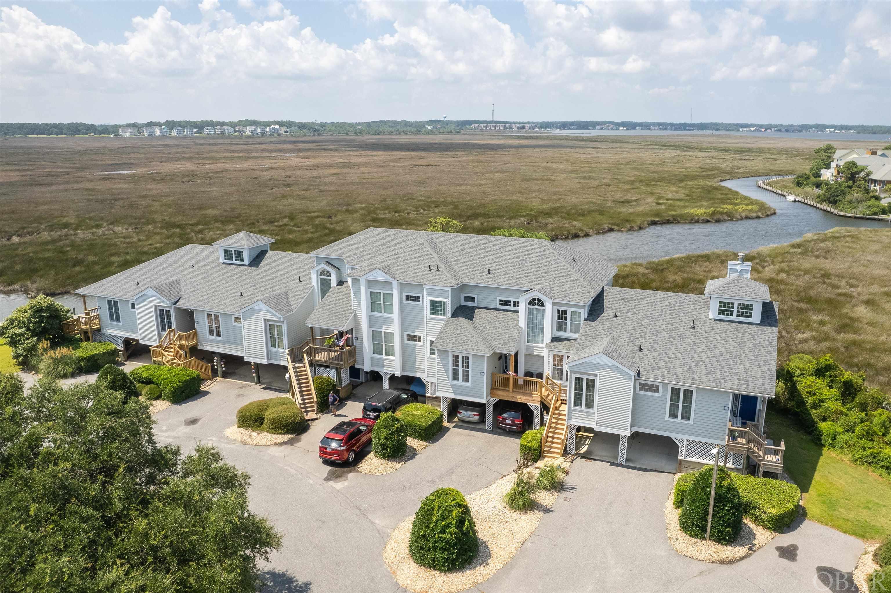 405 Sextant Court Unit 405