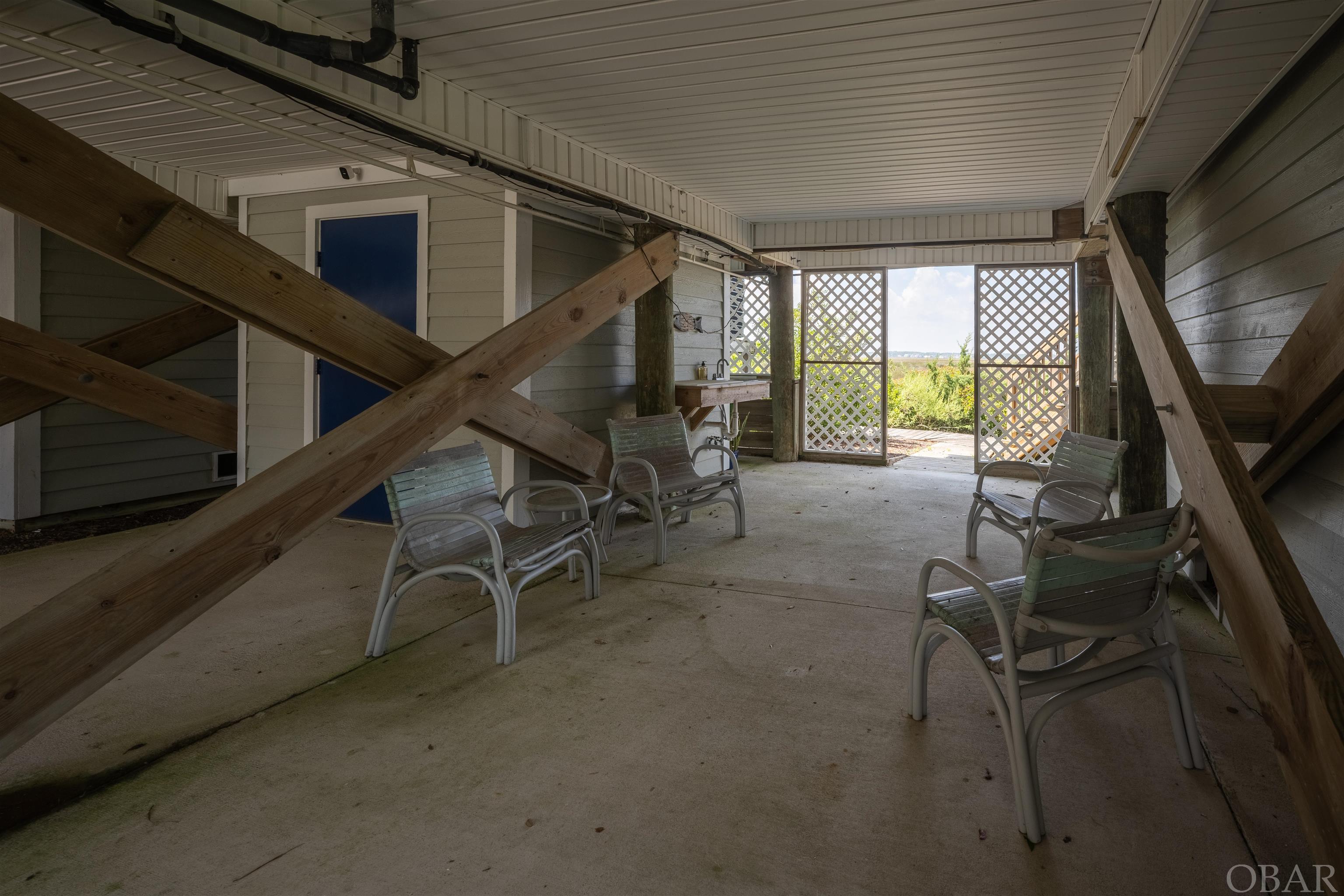 405 Sextant Court Unit 405