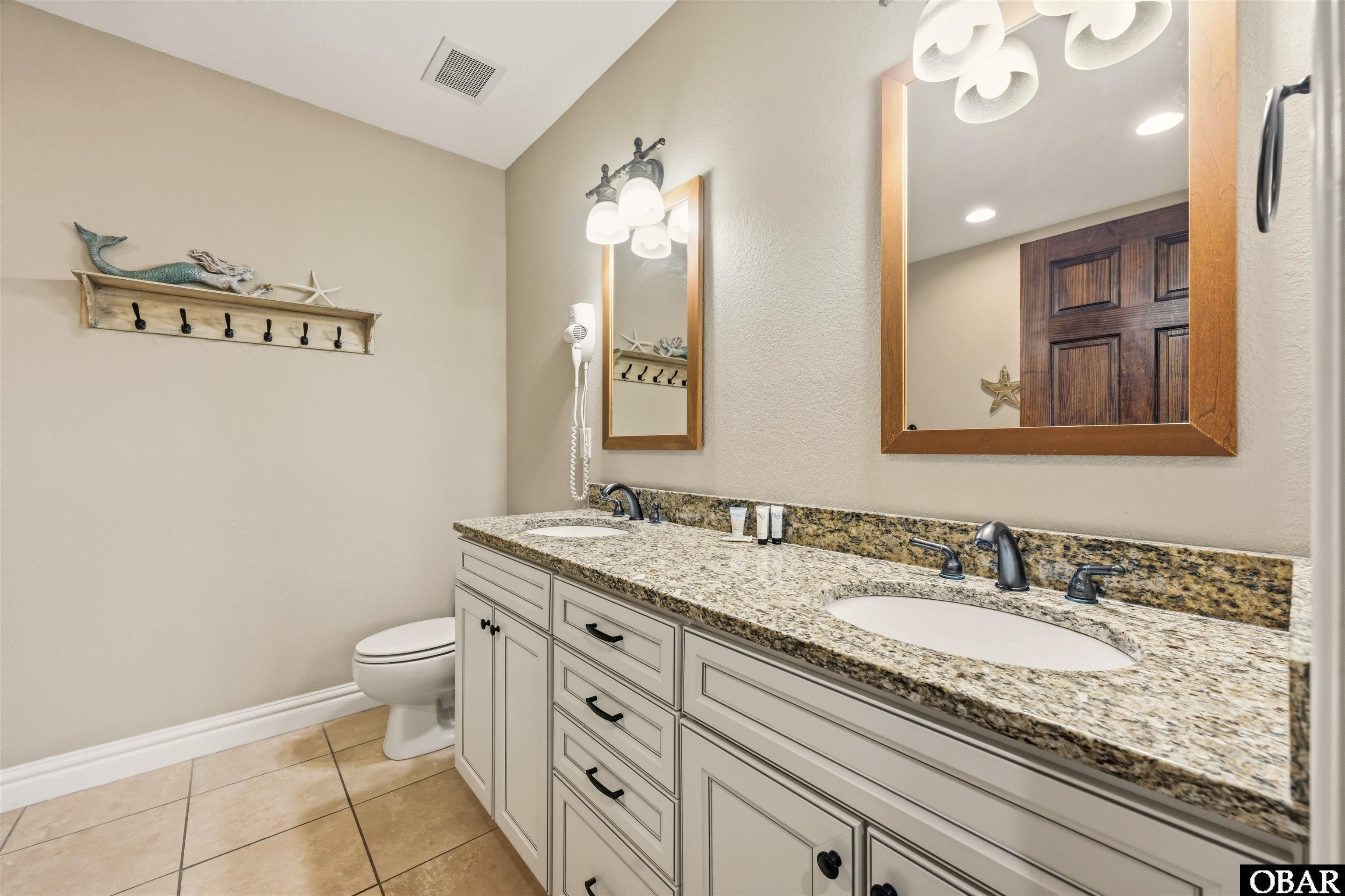 1319 N Virginia Dare Trail Unit 3