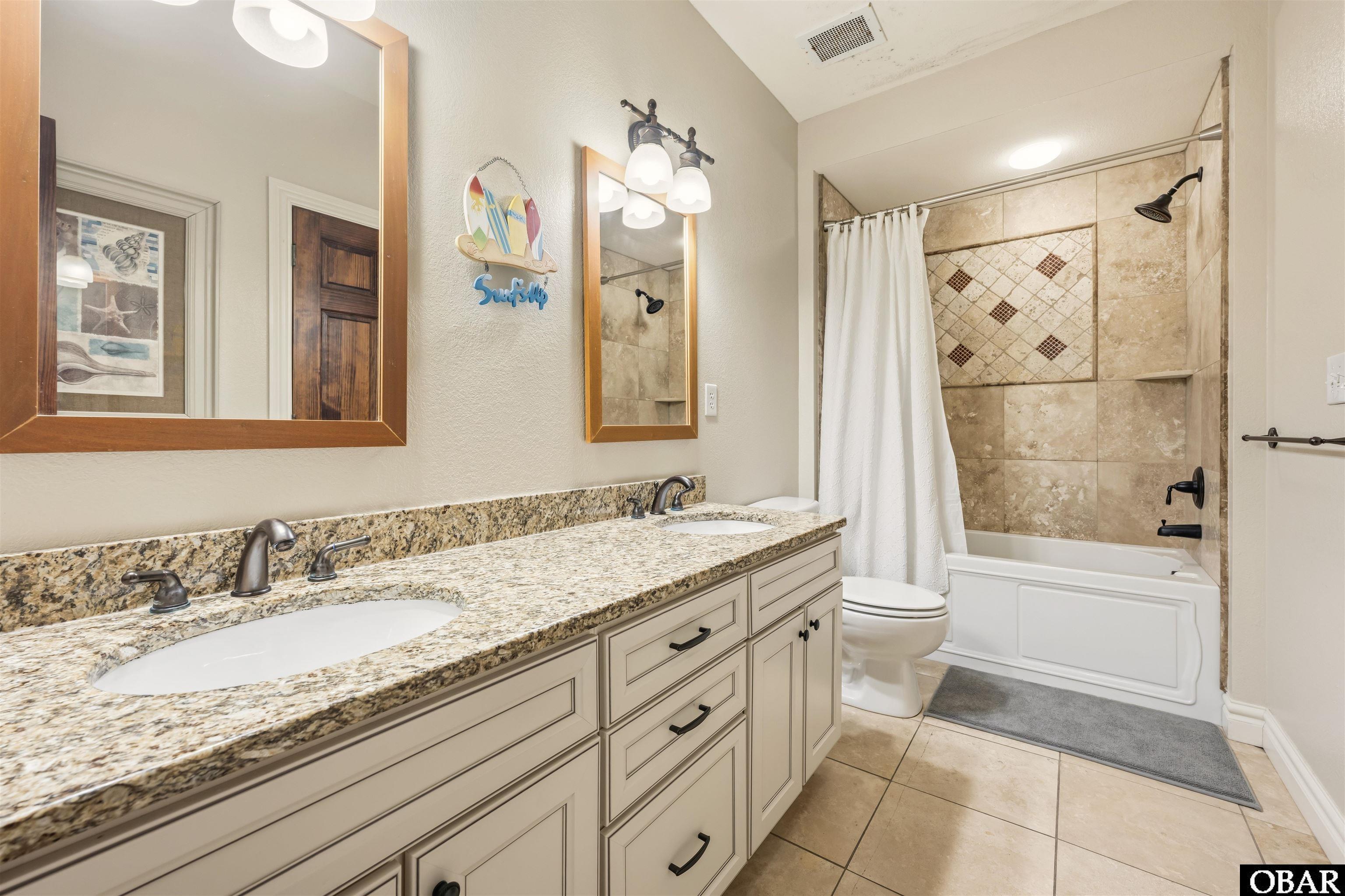 1319 N Virginia Dare Trail Unit 3