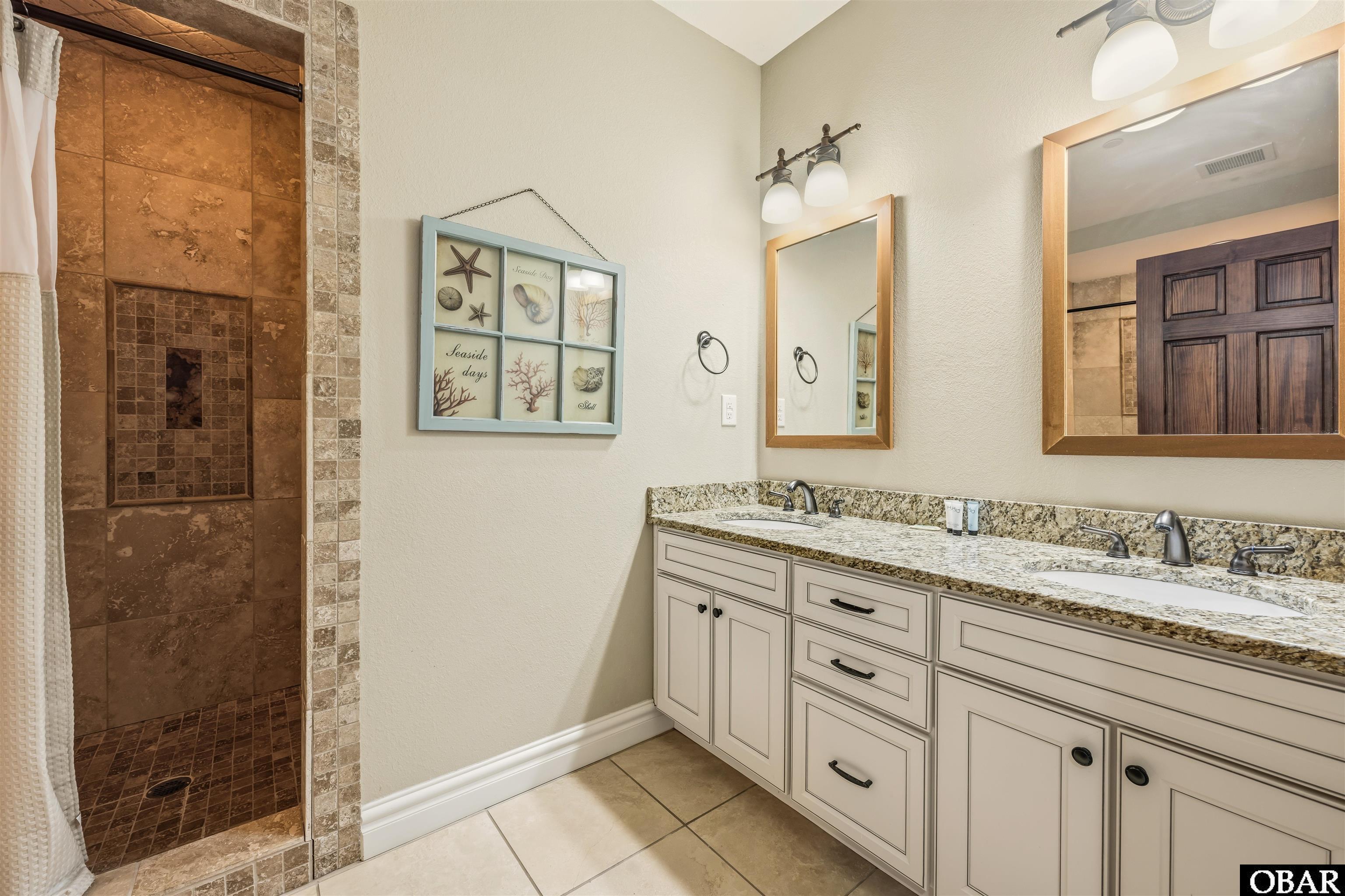 1319 N Virginia Dare Trail Unit 3