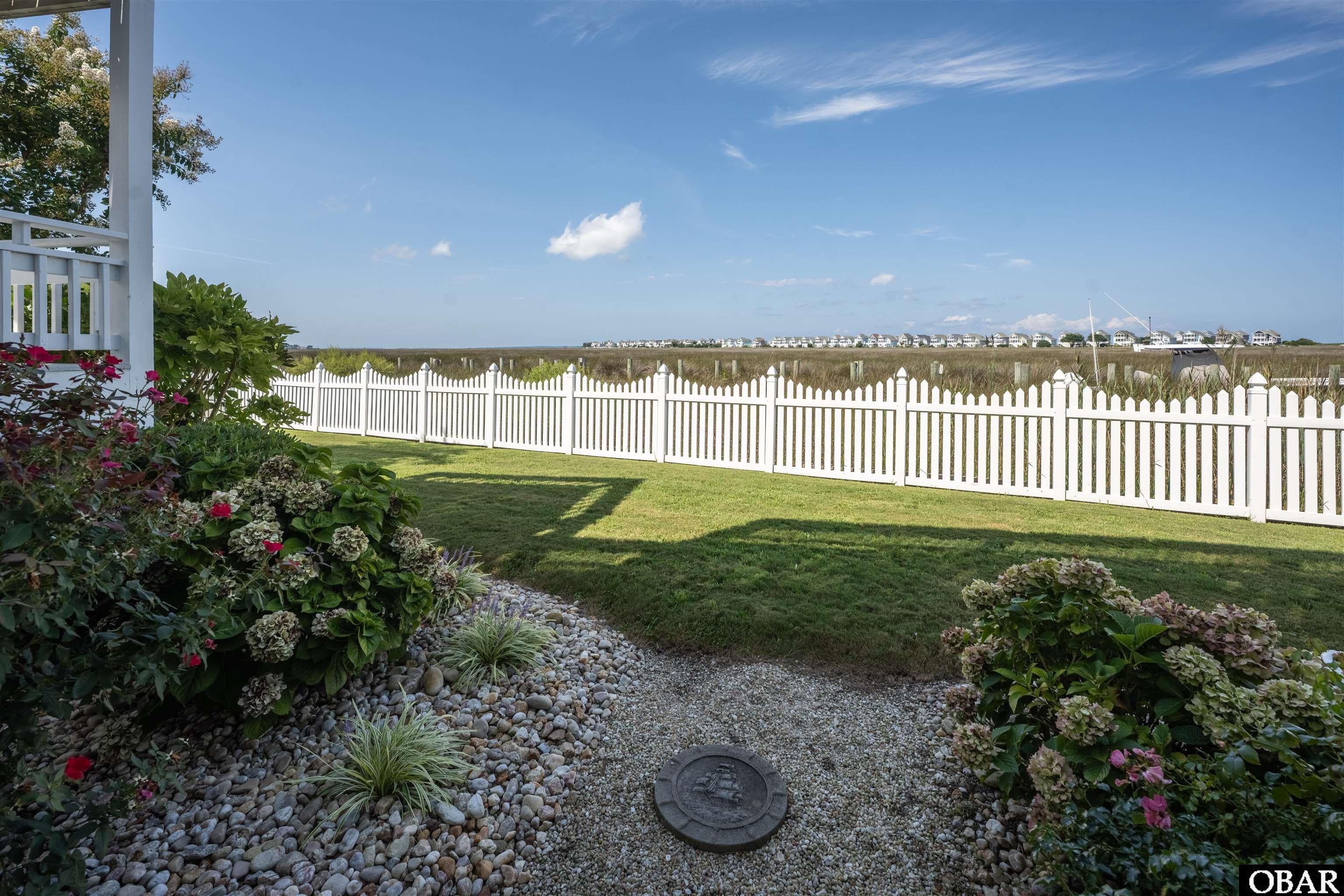 46 N Hammock Court