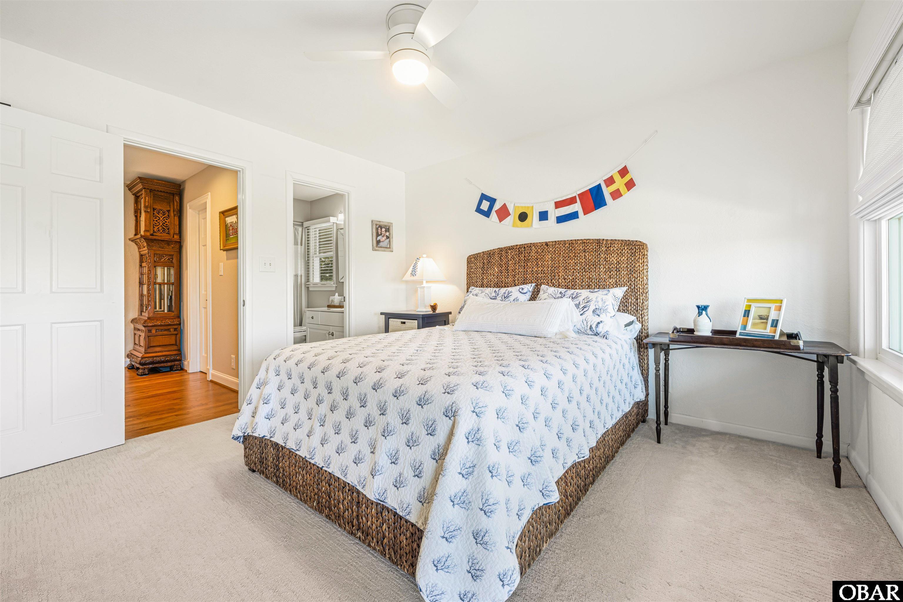 46 N Hammock Court