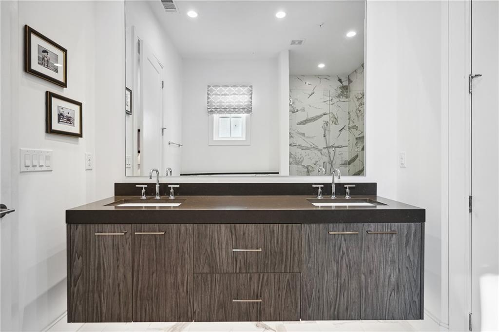 1494 Red Fox Drive NE Unit B