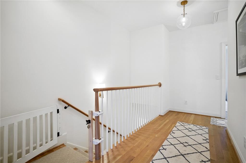 257 Colebrook Street NE